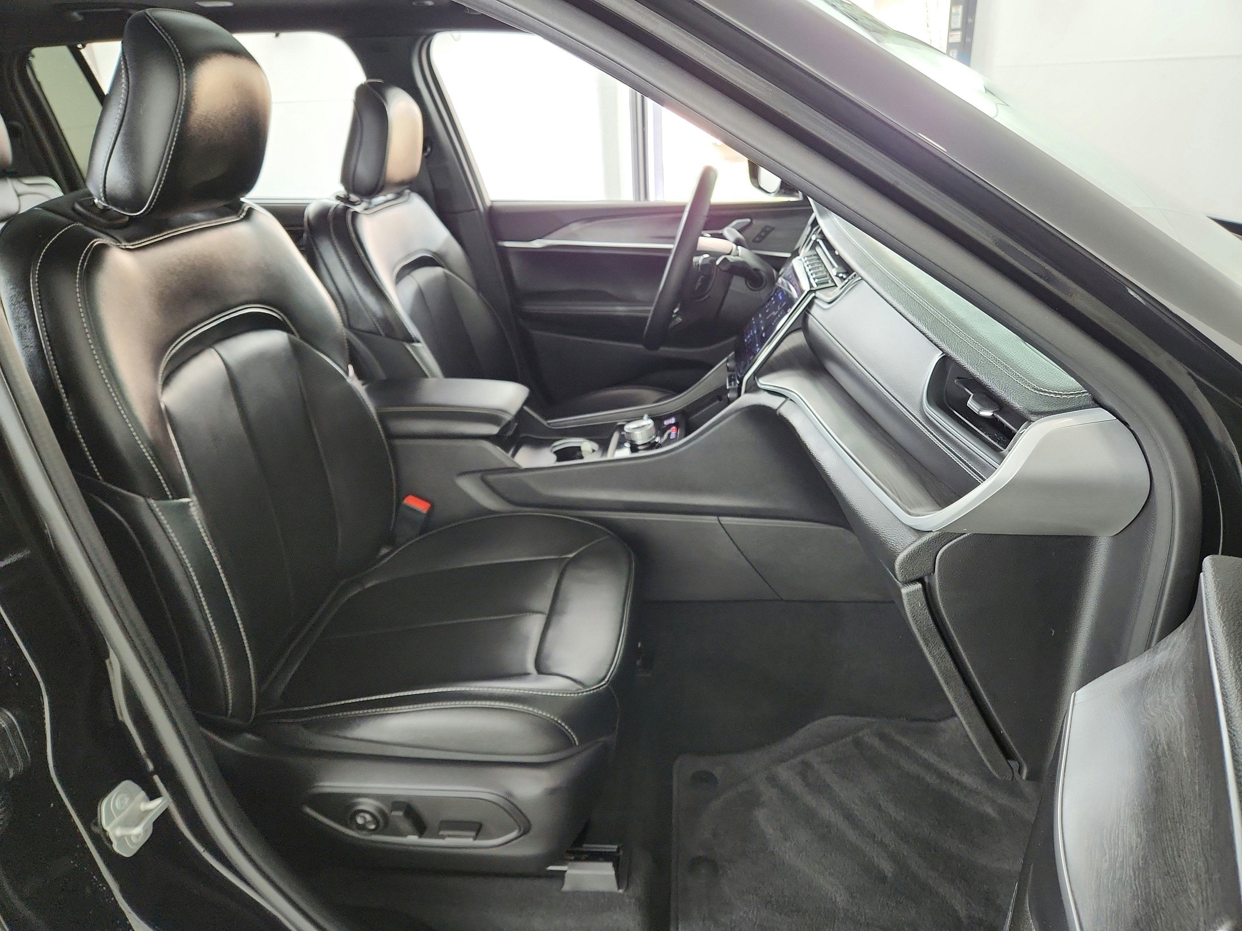 2024 Jeep Grand Cherokee L Limited 4x4