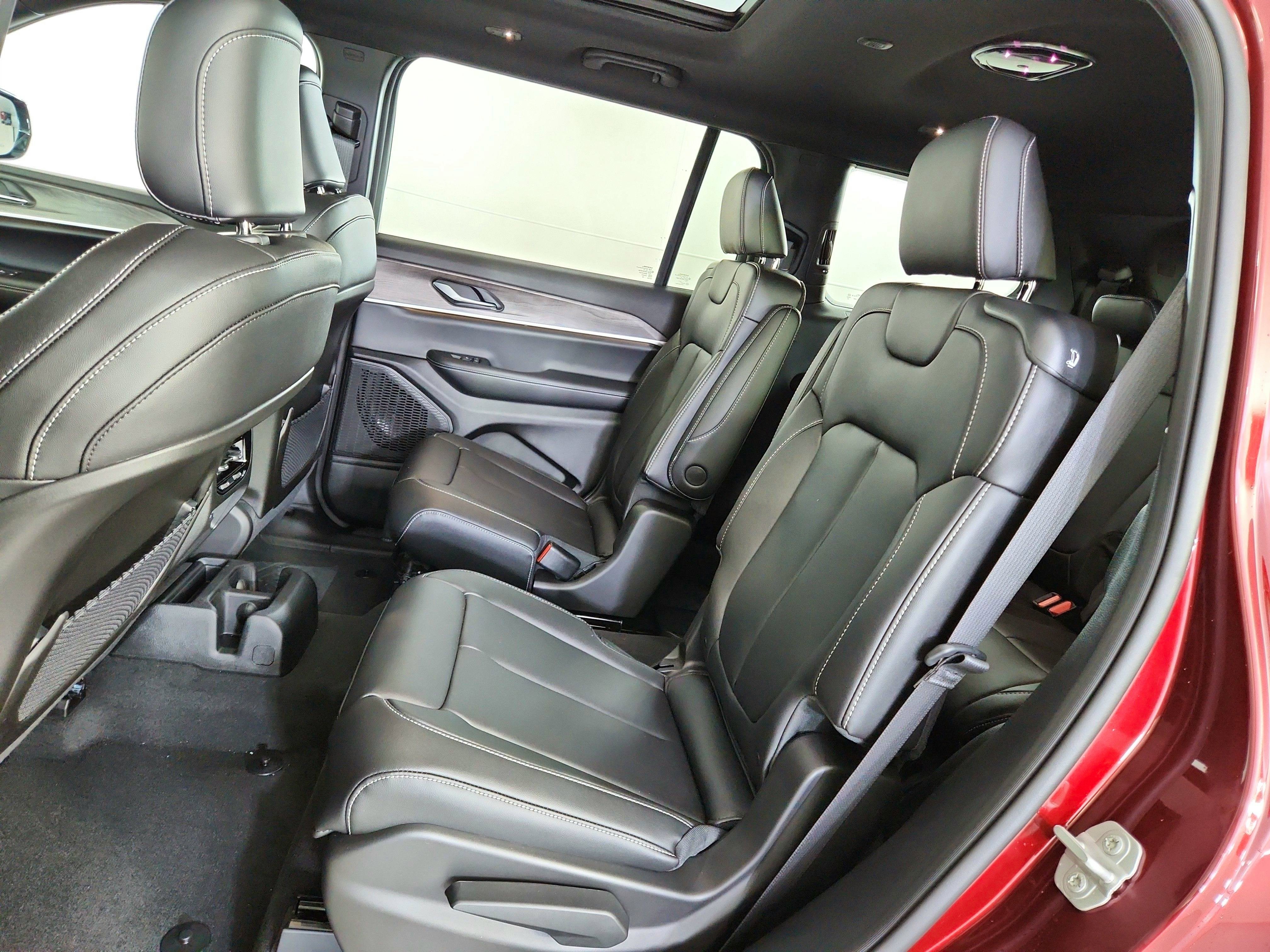 2024 Jeep Grand Cherokee L Limited 4x4