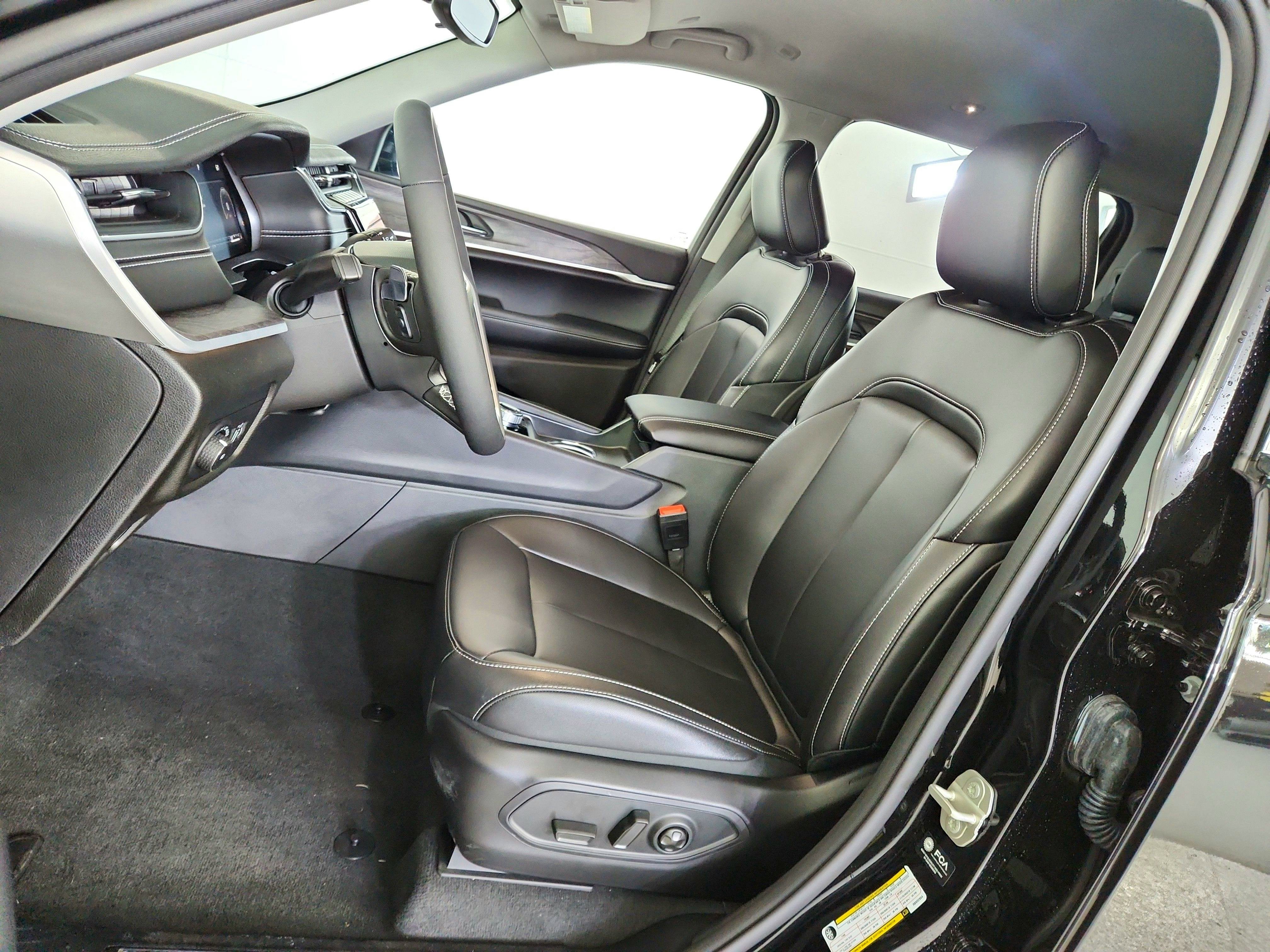 2024 Jeep Grand Cherokee L Limited 4x4