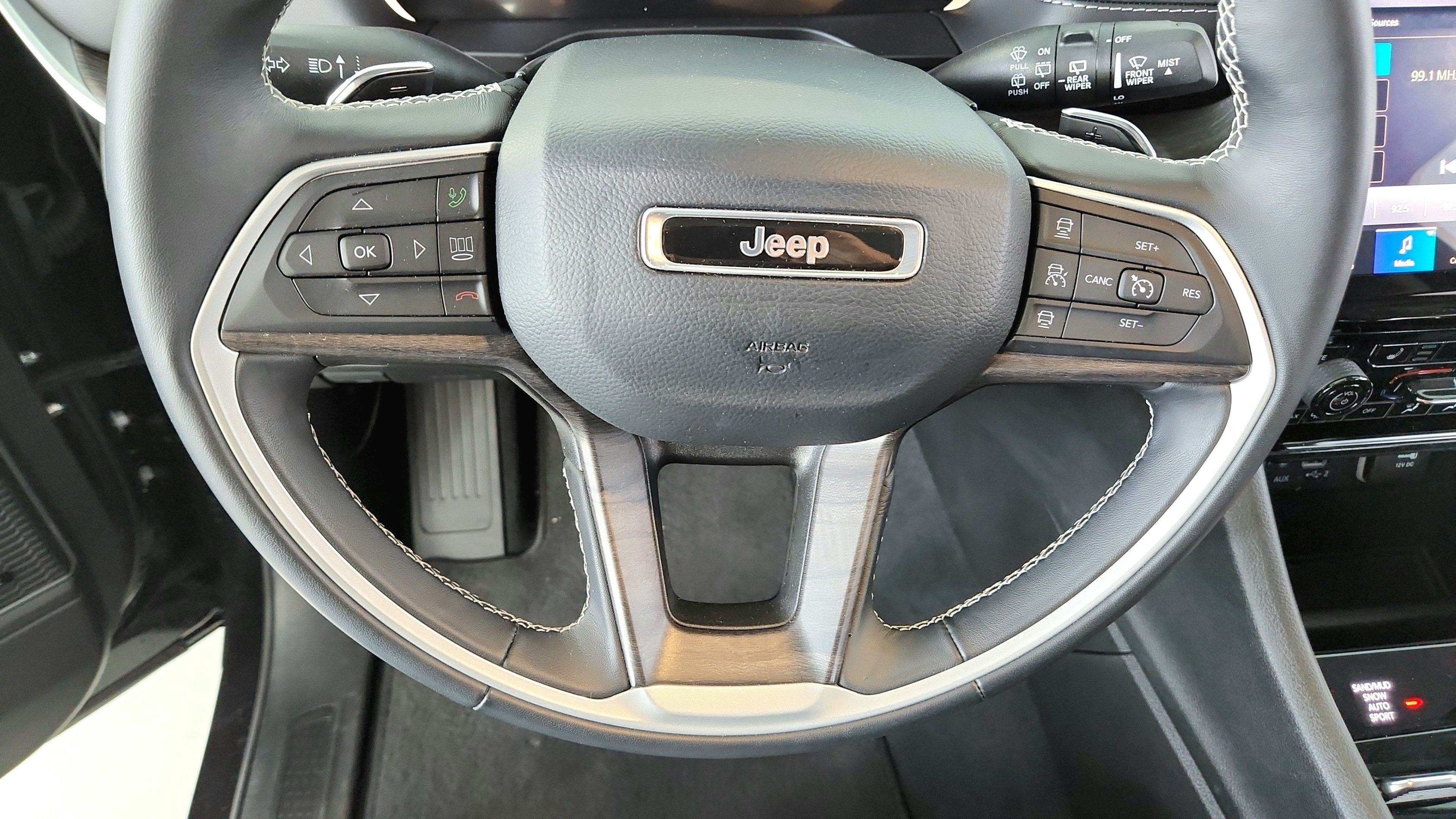 2022 Jeep Grand Cherokee L Limited 4x4