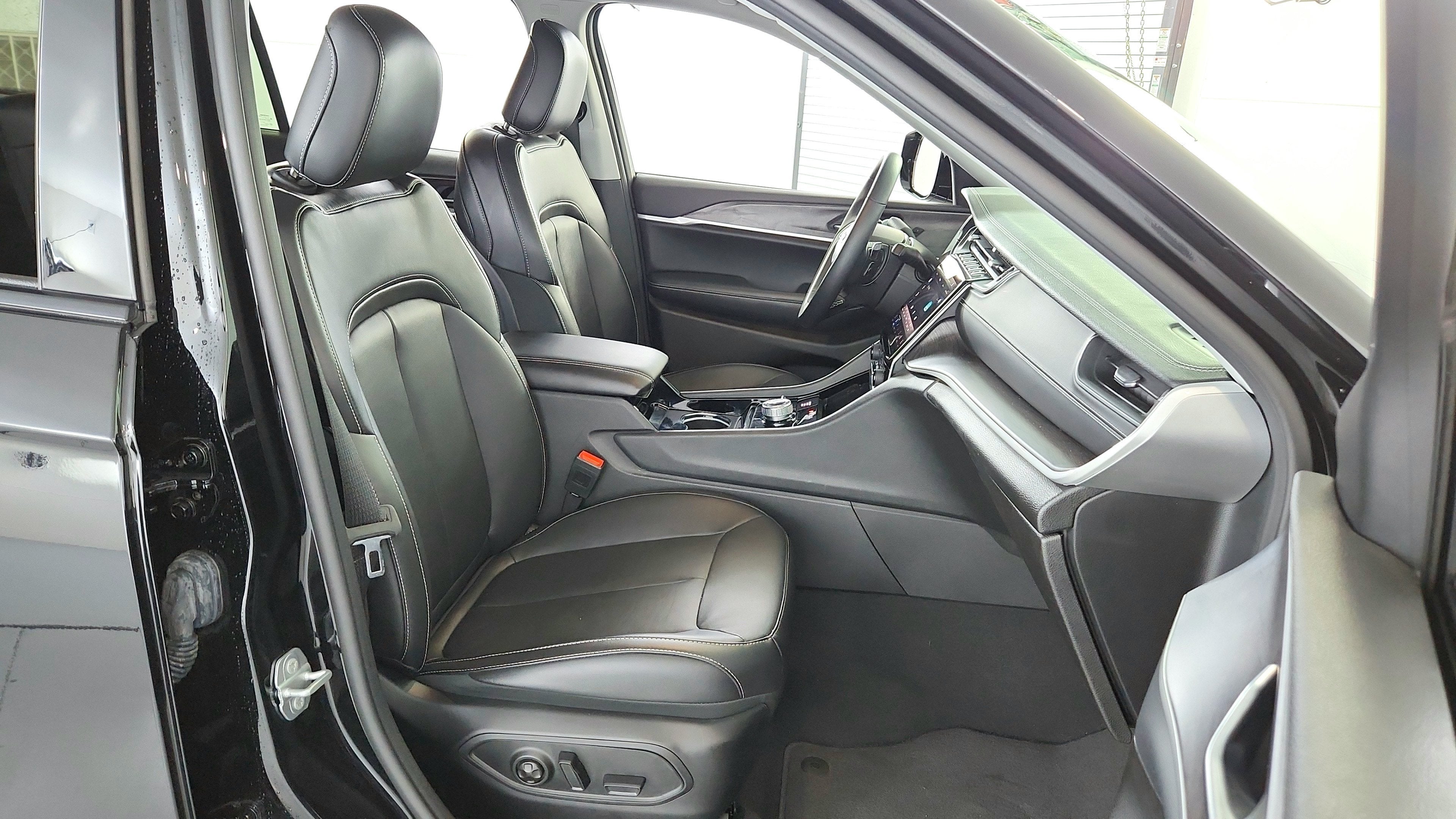 2022 Jeep Grand Cherokee L Limited 4x4