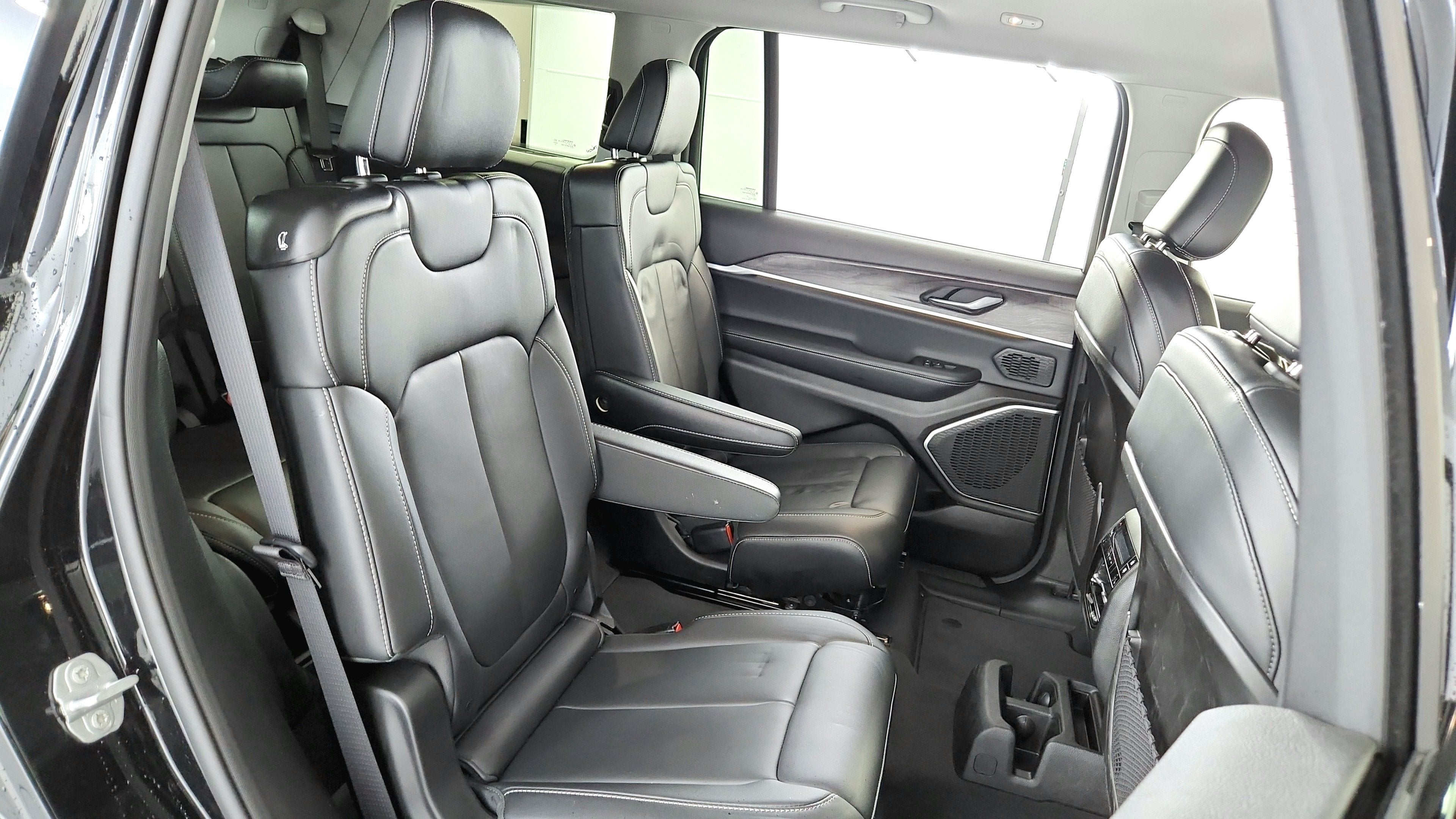 2022 Jeep Grand Cherokee L Limited 4x4