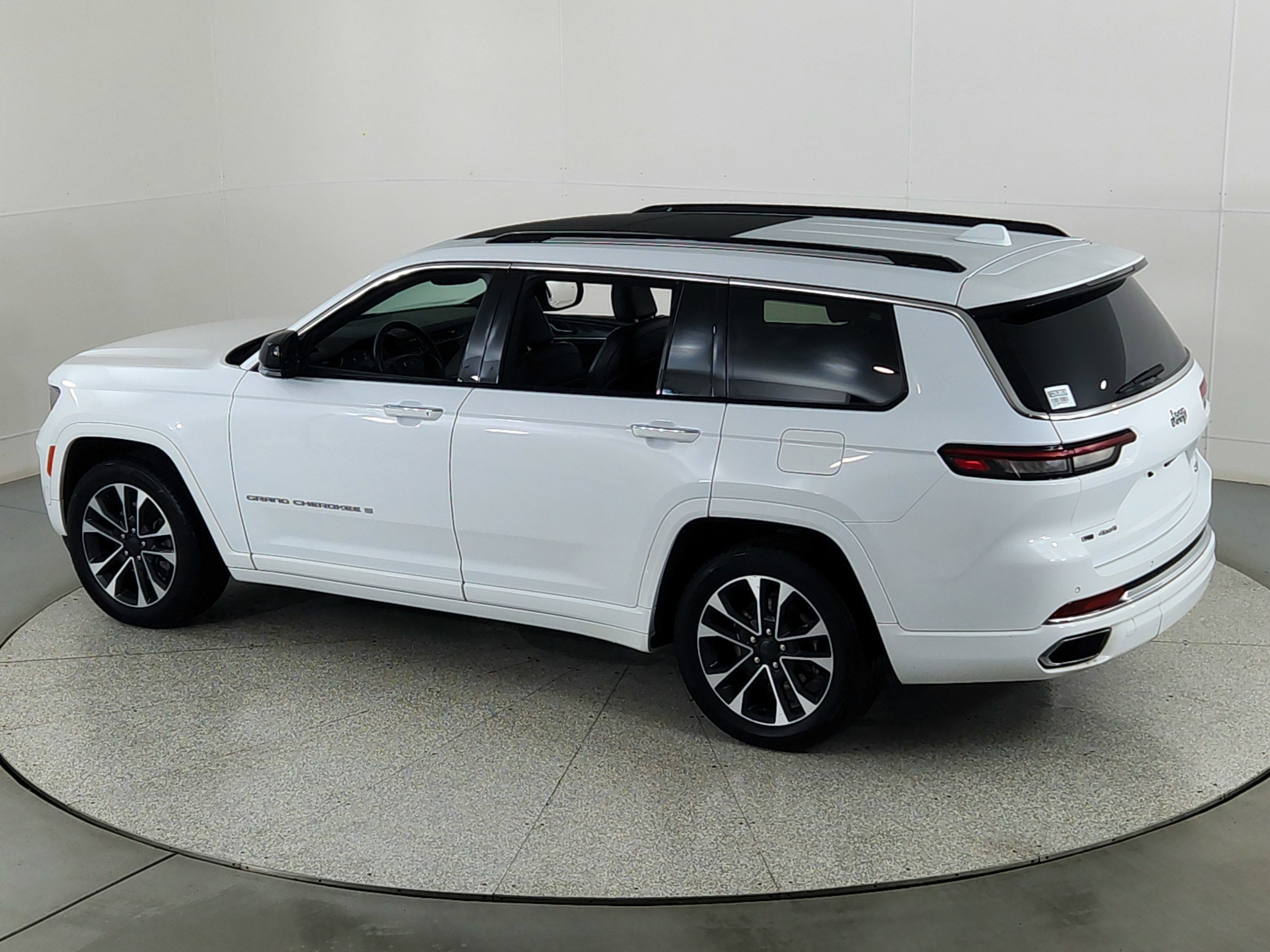 2022 Jeep Grand Cherokee L Overland 4x4