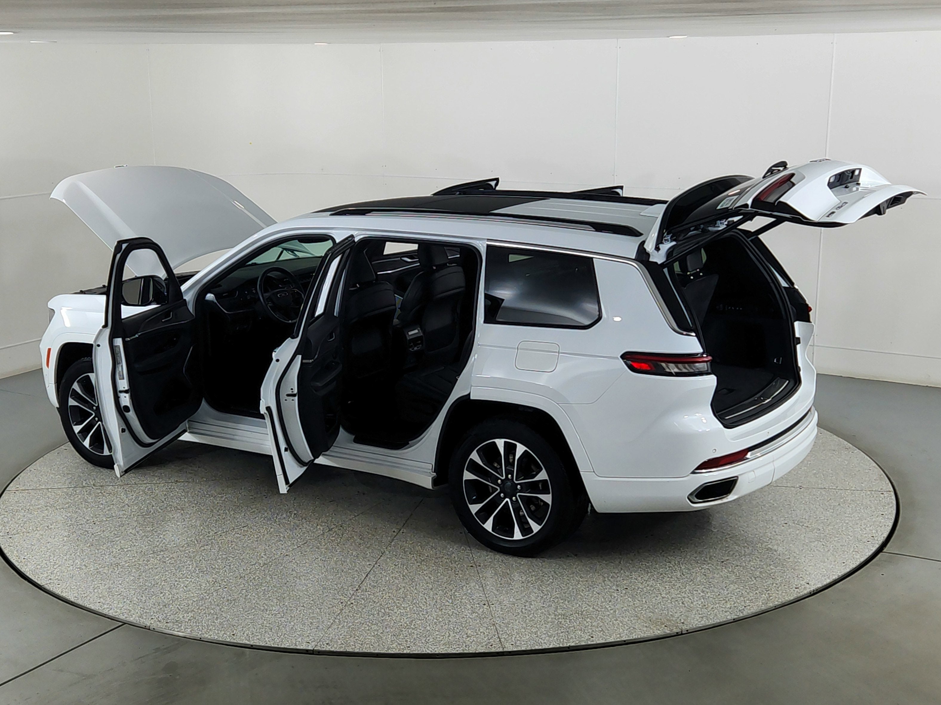 2022 Jeep Grand Cherokee L Overland 4x4