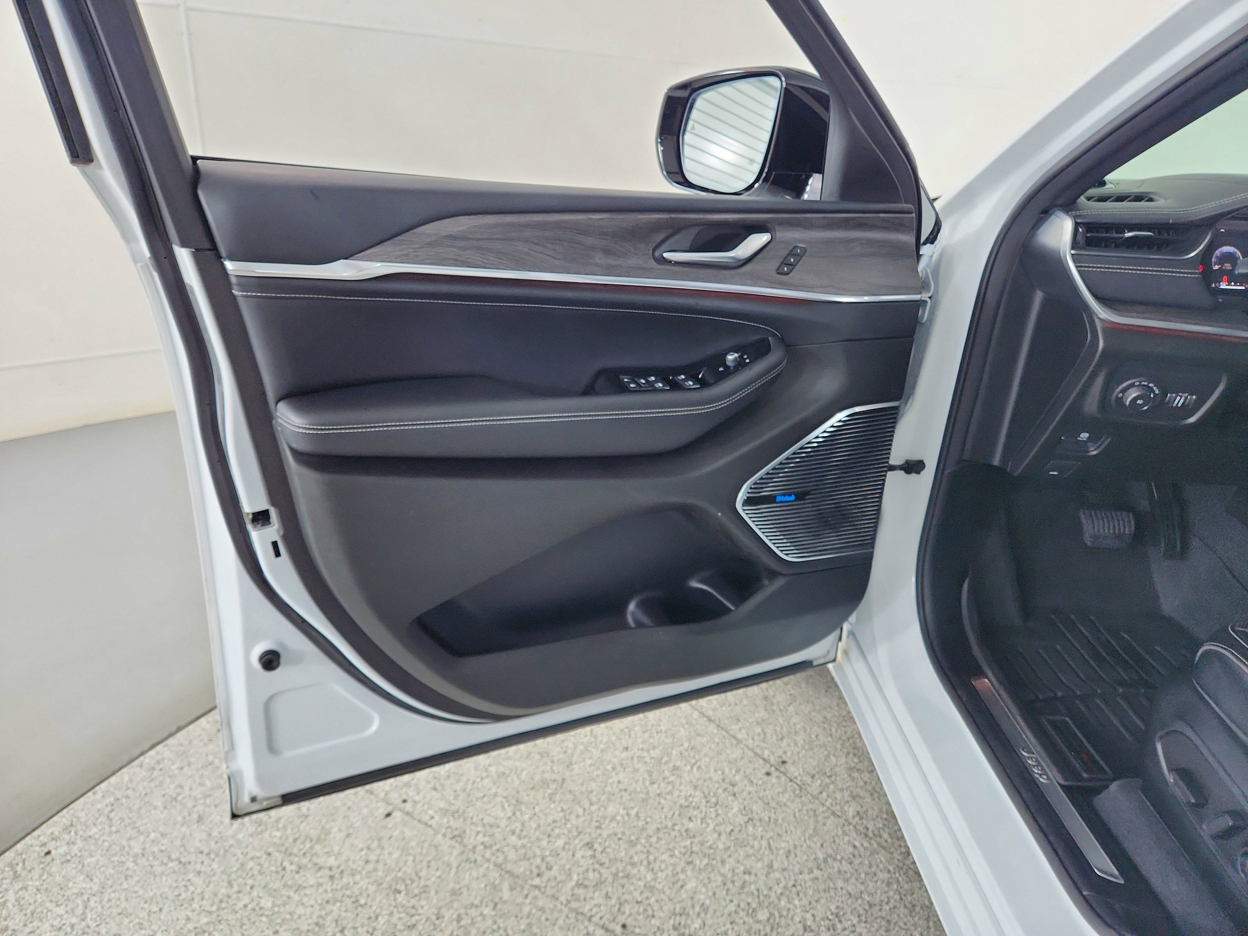 2022 Jeep Grand Cherokee L Overland 4x4