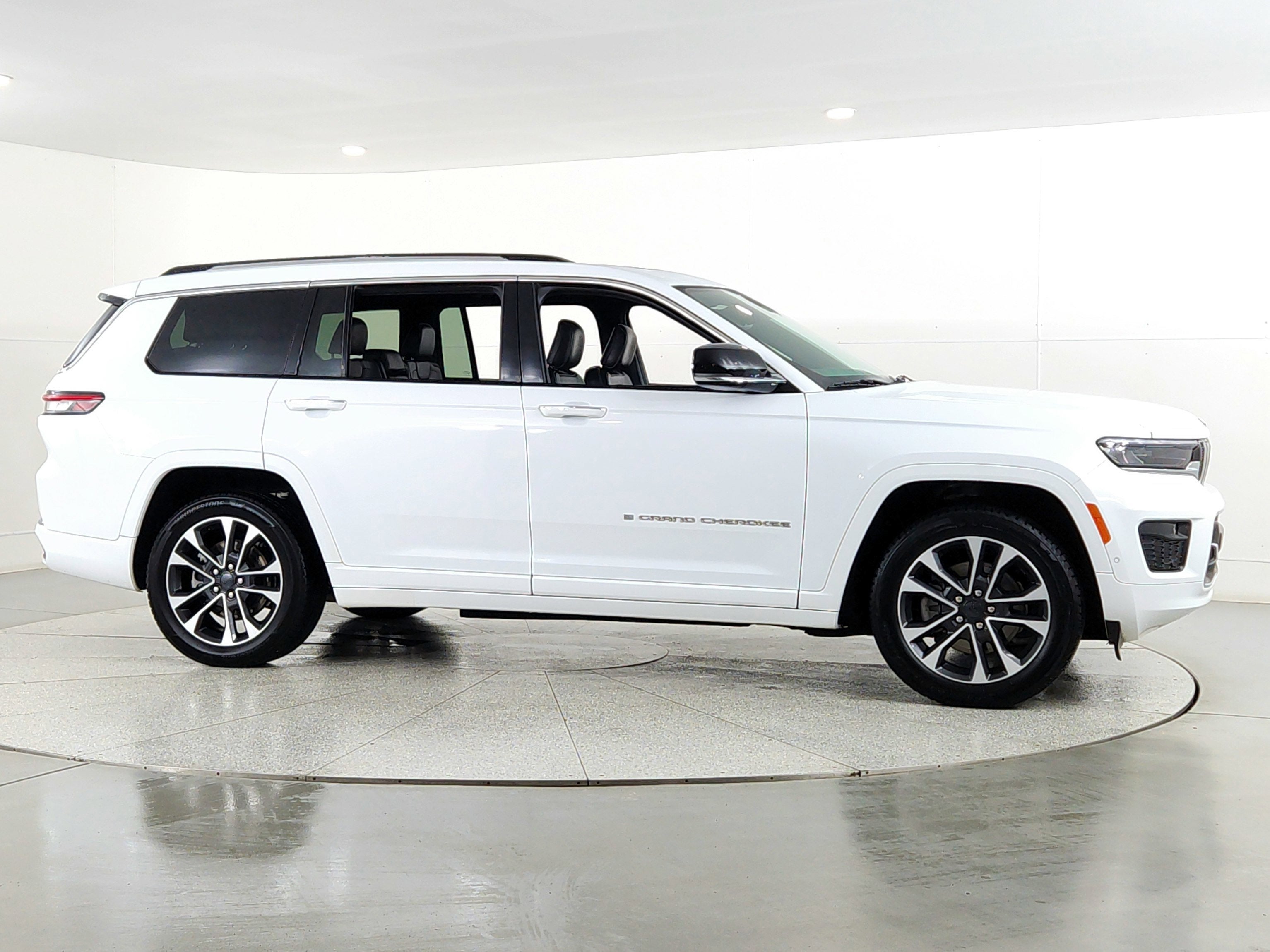 2022 Jeep Grand Cherokee L Overland 4x4