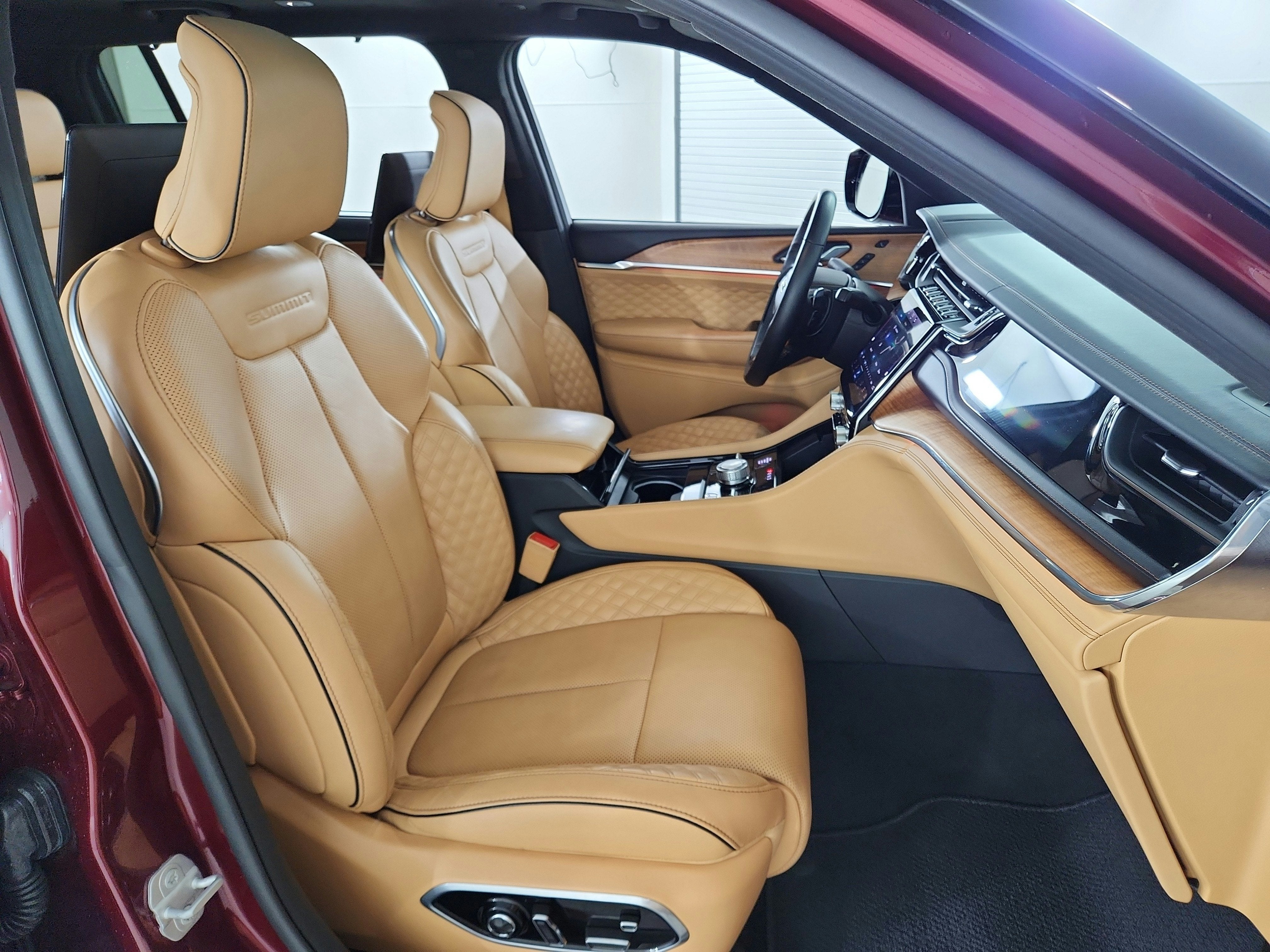2025 Jeep Grand Cherokee L Summit Reserve 4x4