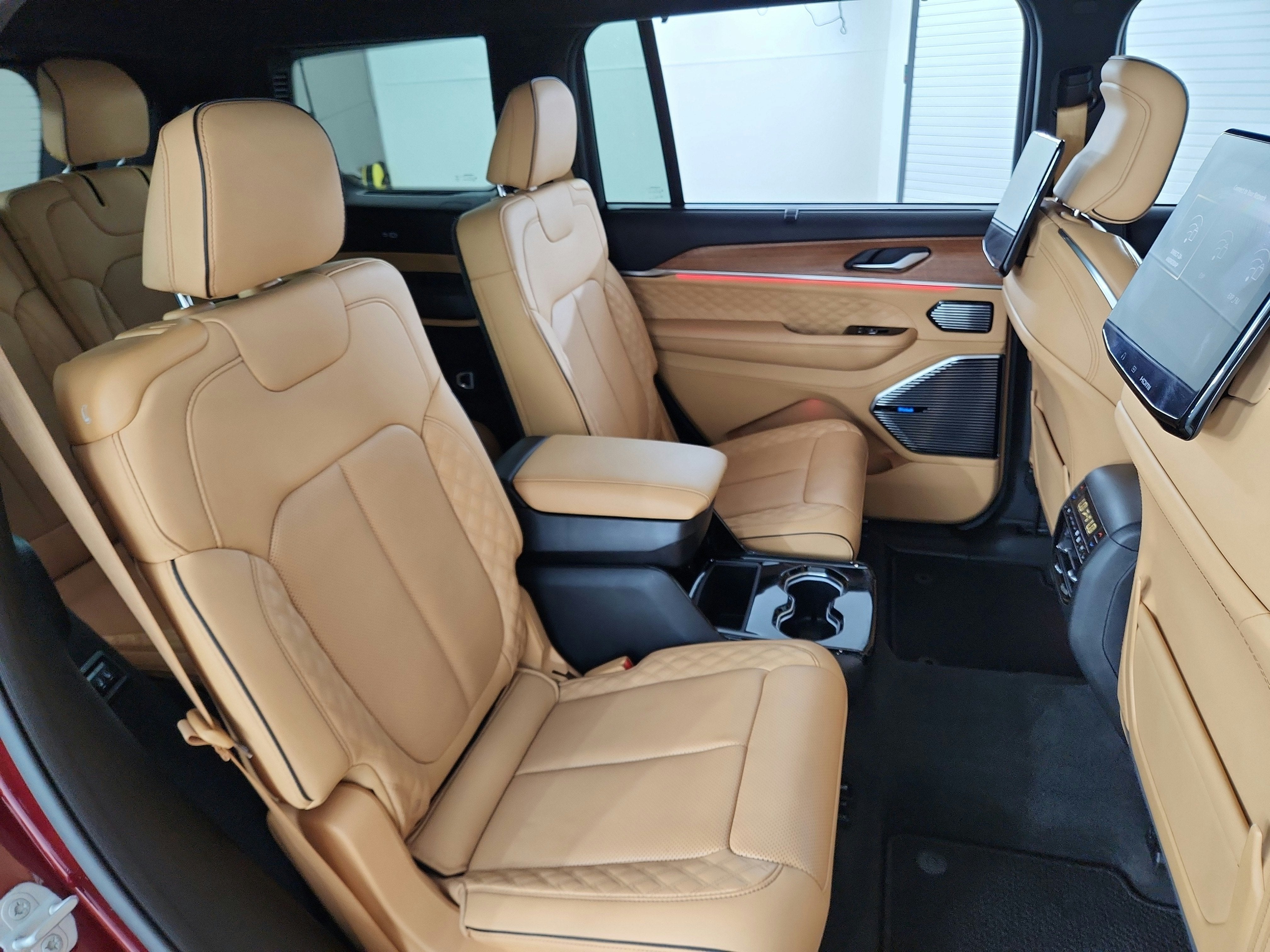 2025 Jeep Grand Cherokee L Summit Reserve 4x4