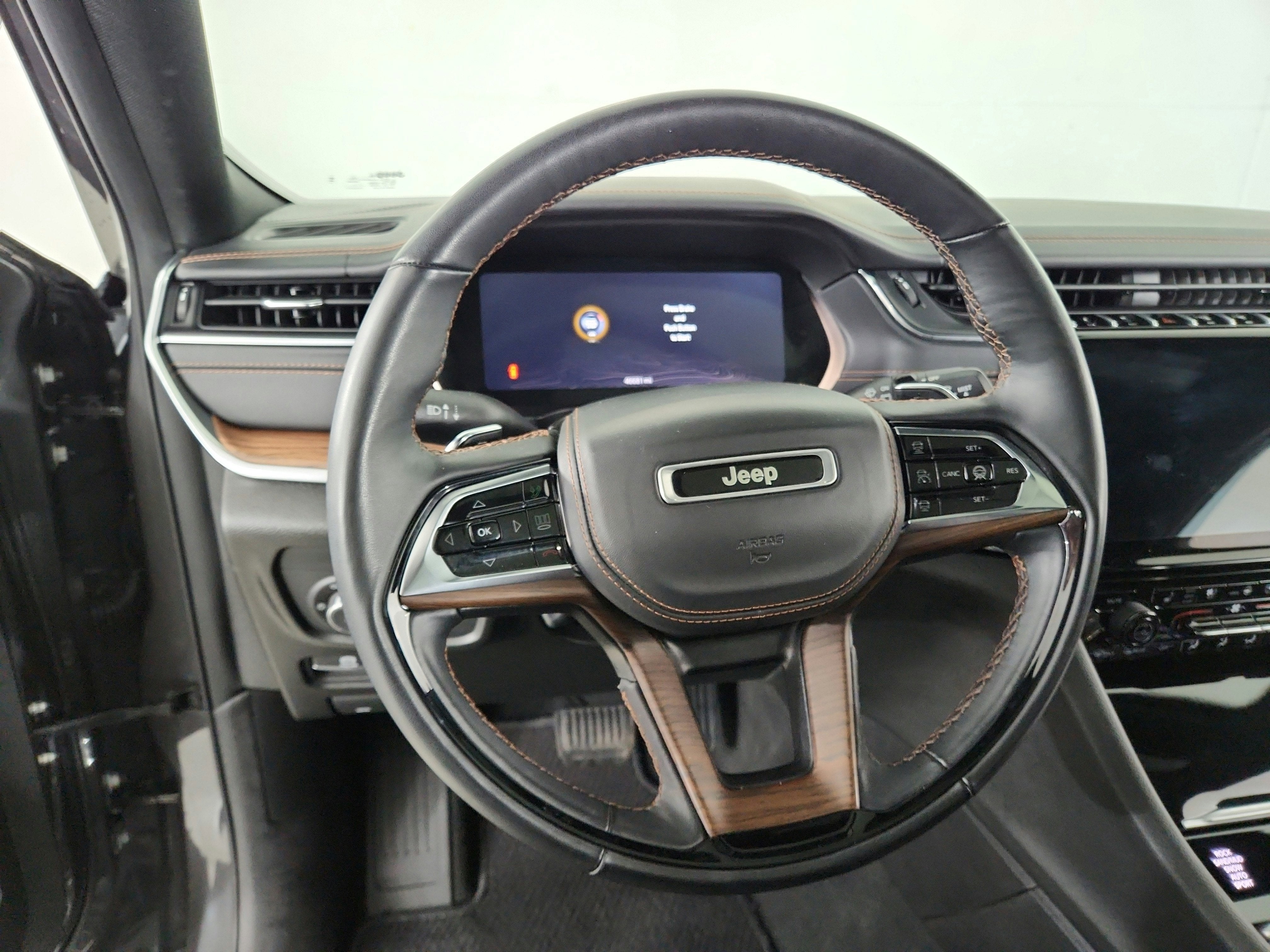 2023 Jeep Grand Cherokee L Summit 4x4