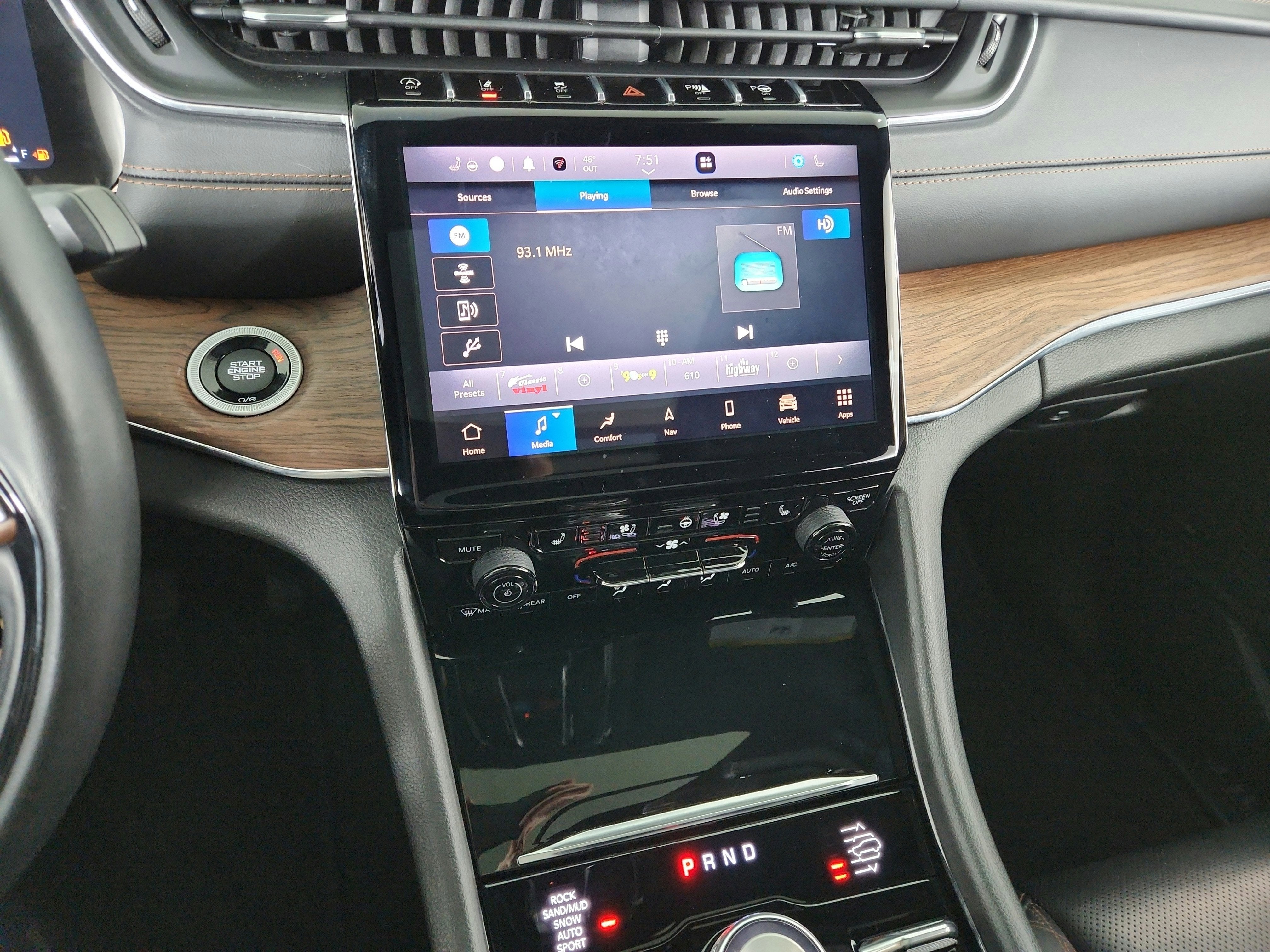 2023 Jeep Grand Cherokee L Summit 4x4