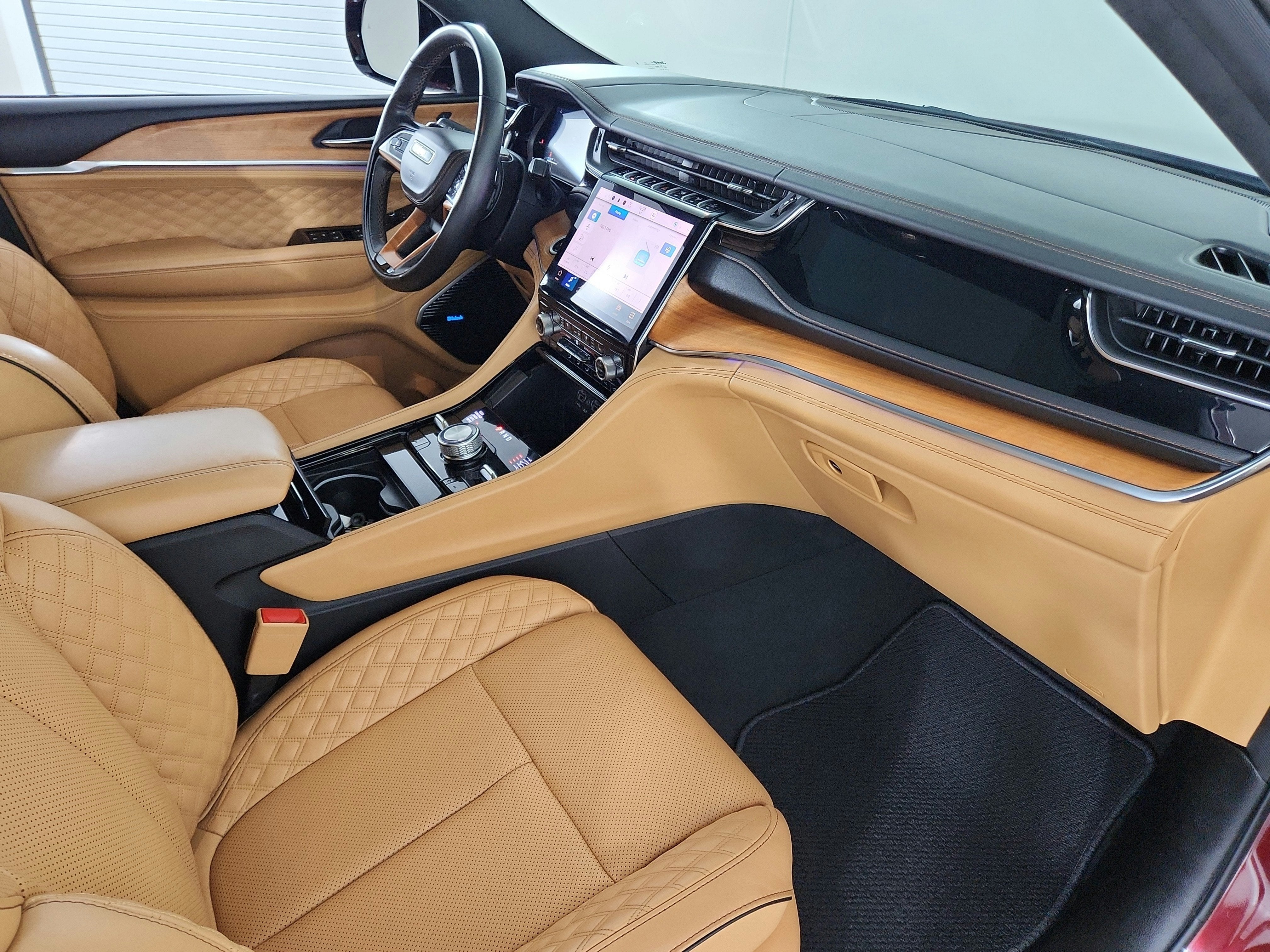 2025 Jeep Grand Cherokee L Summit Reserve 4x4