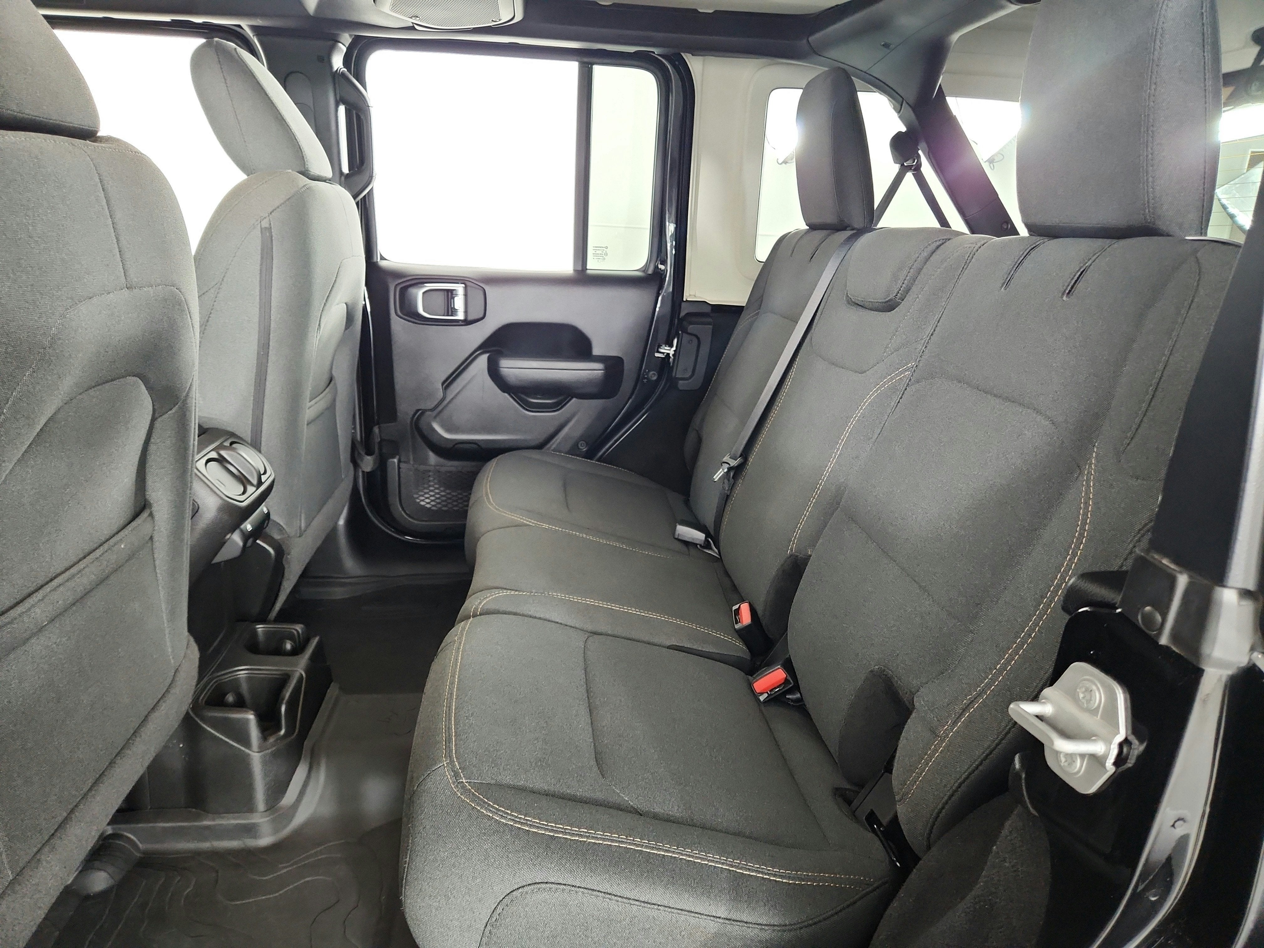 2025 Jeep Wrangler 4-Door Willys 4x4
