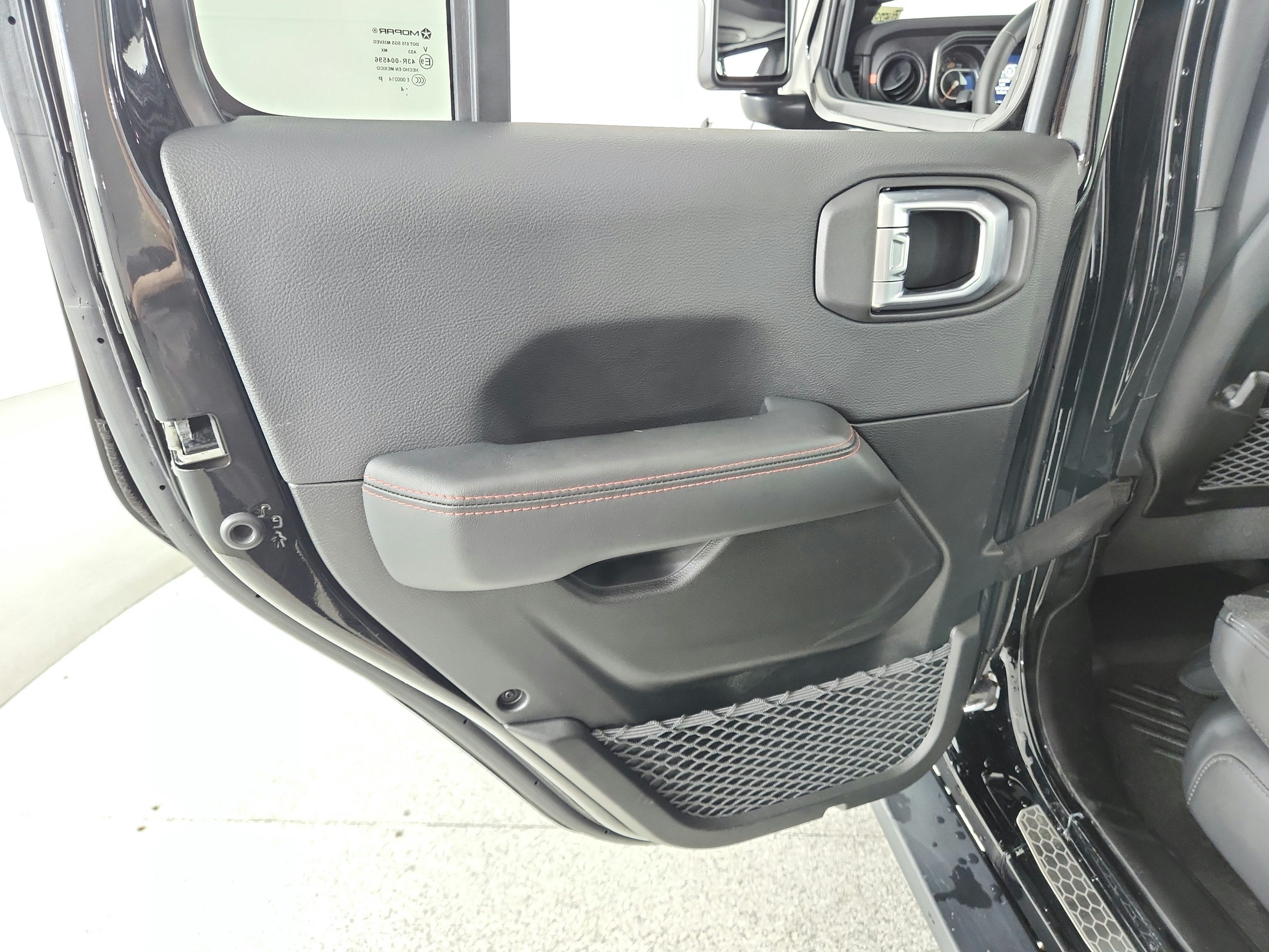 2025 Jeep Wrangler 4-Door Rubicon 4x4