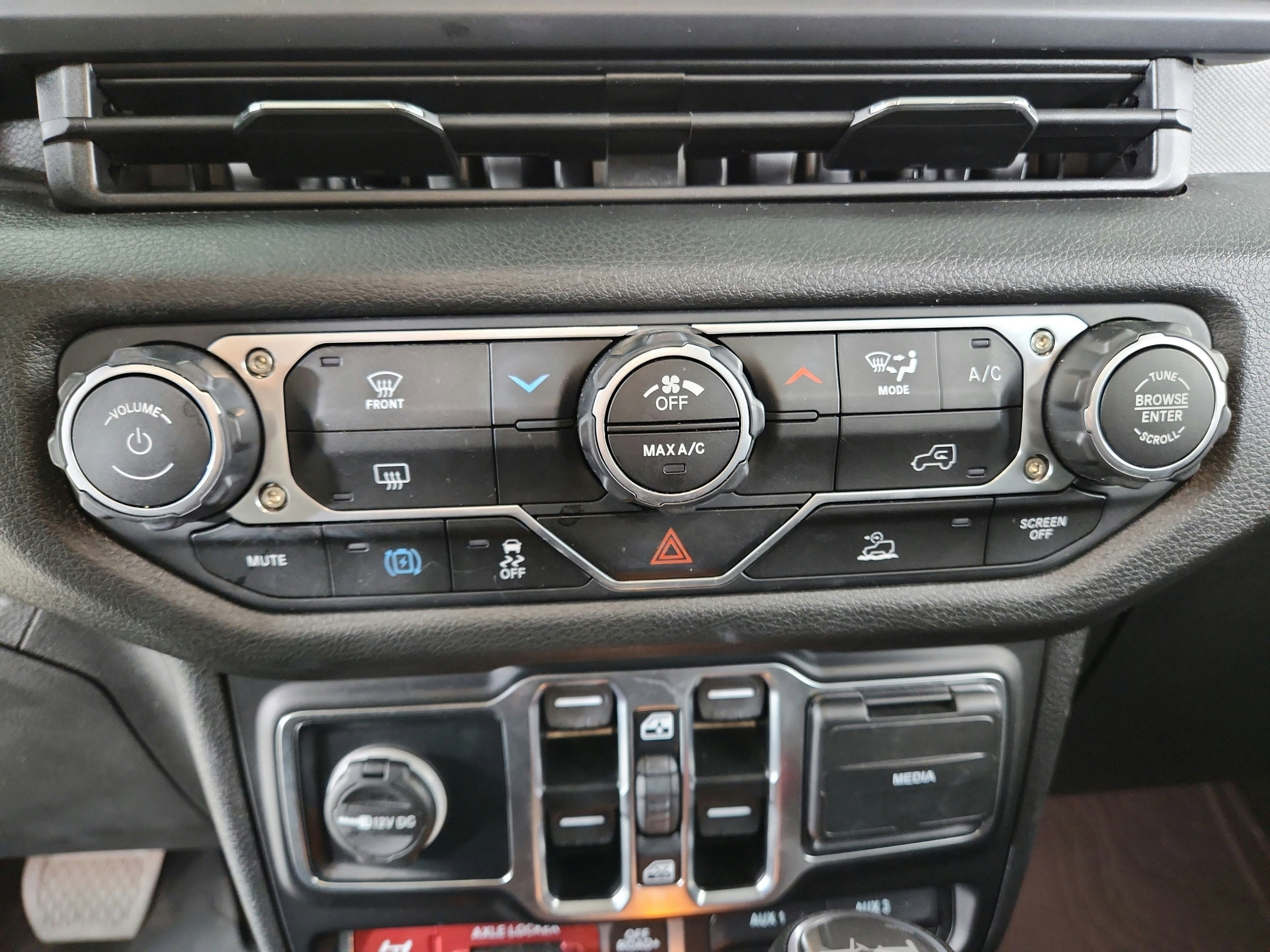 2025 Jeep Wrangler 4xe Willys 4xe