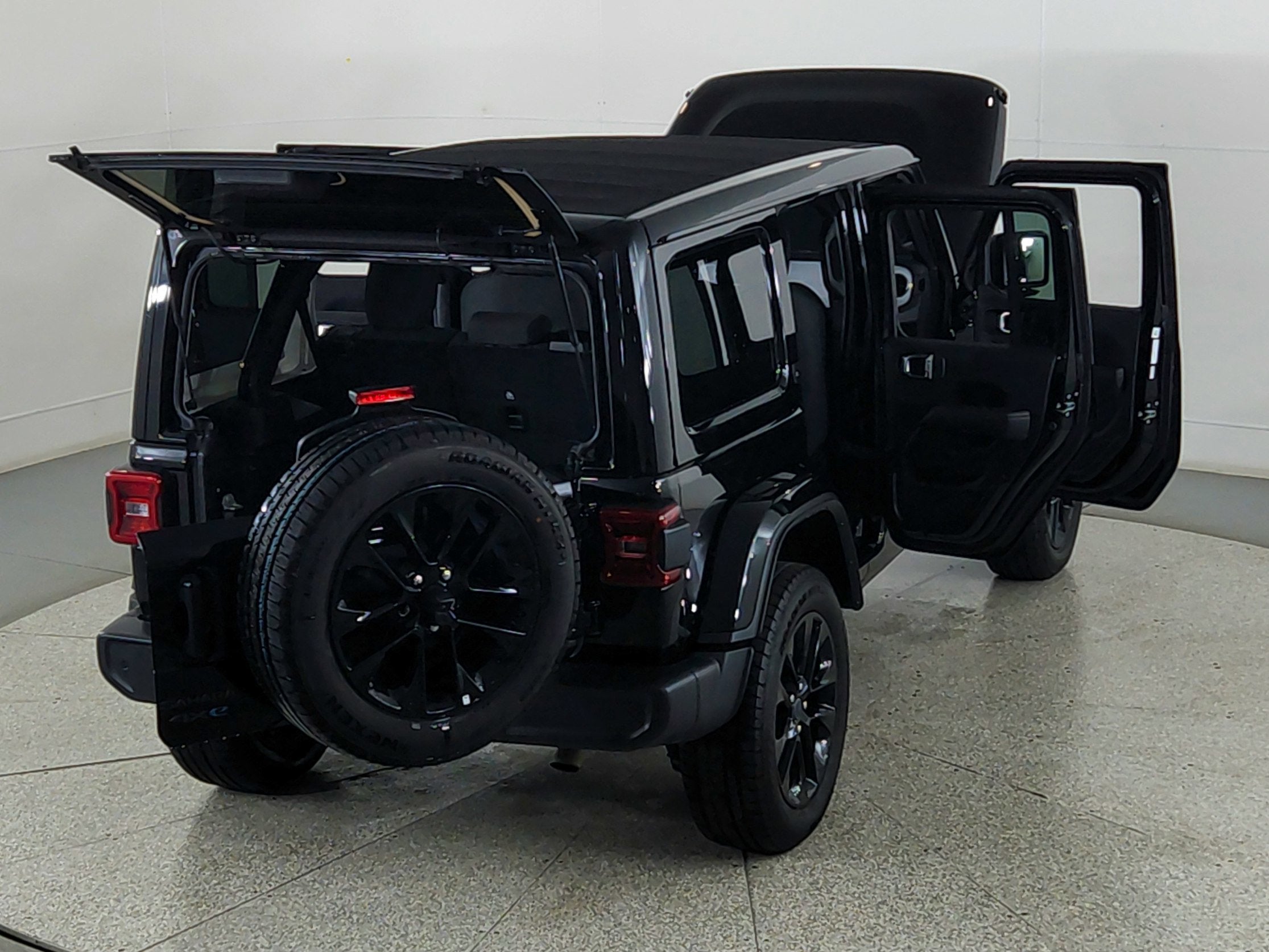 2025 Jeep Wrangler 4xe Sahara 4xe