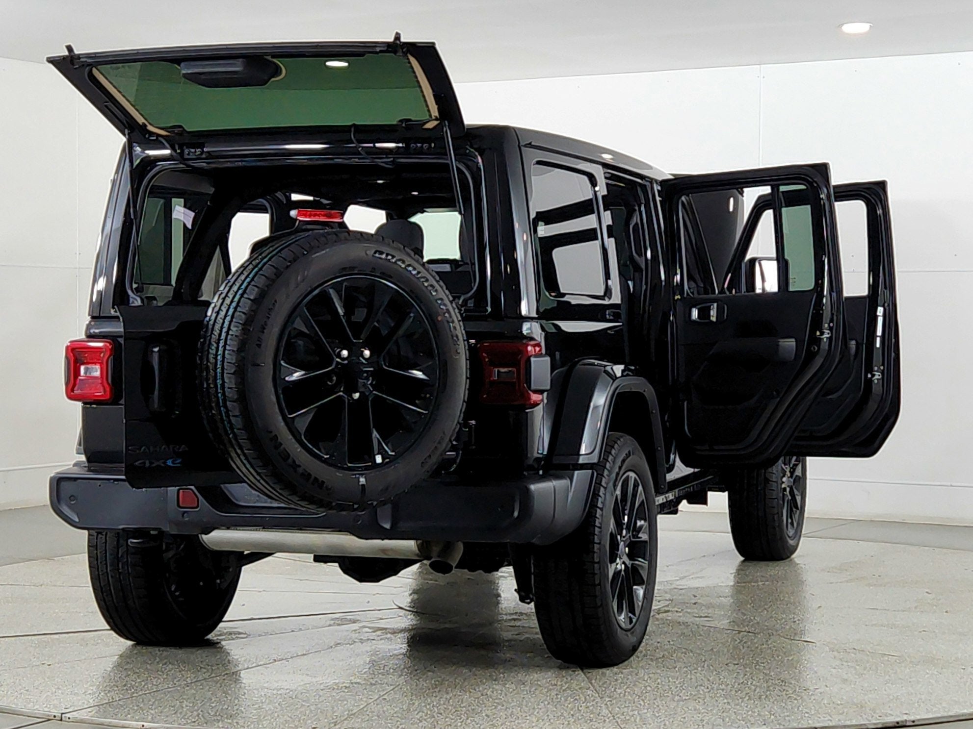 2025 Jeep Wrangler 4xe Sahara 4xe