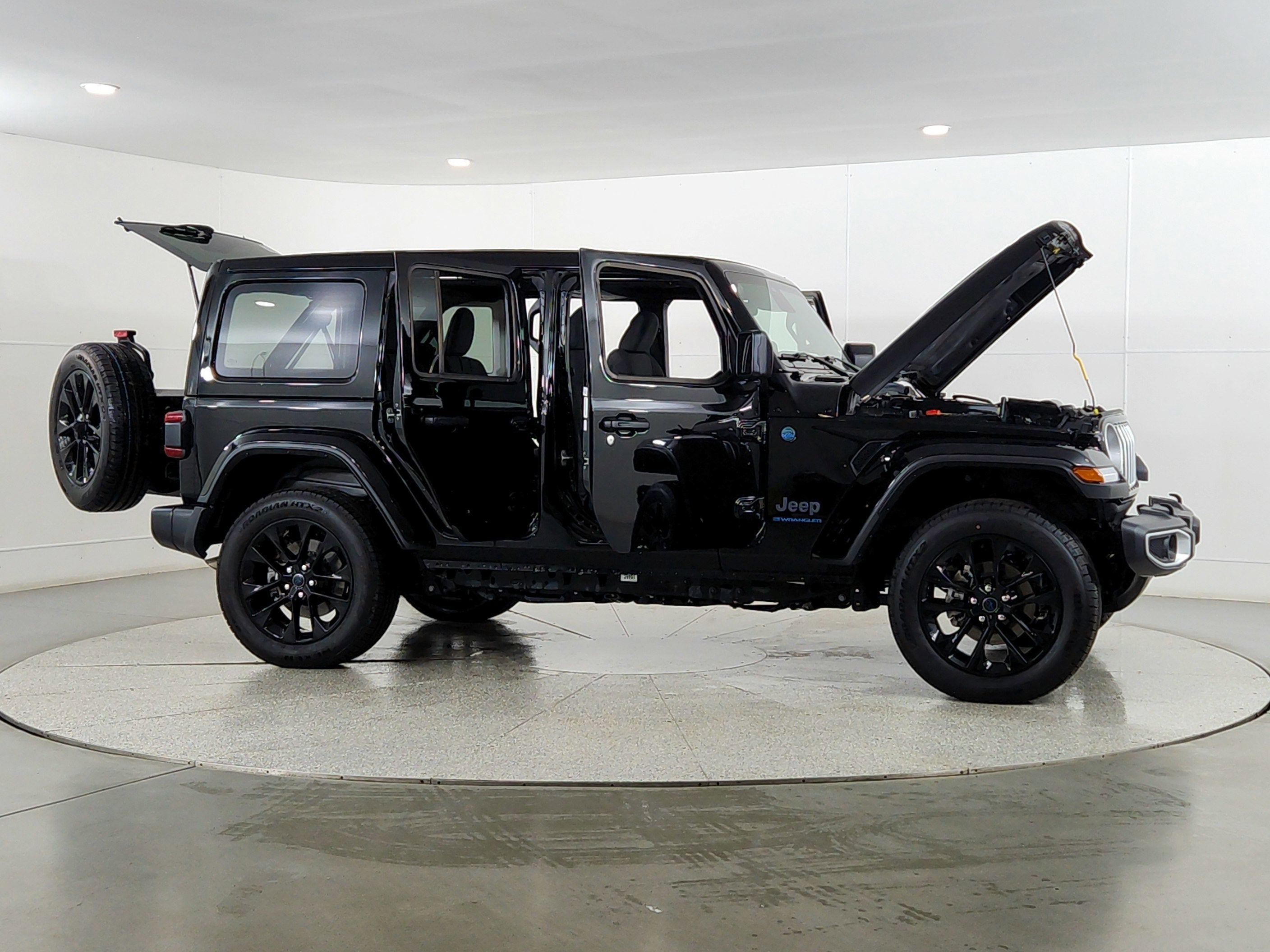 2025 Jeep Wrangler 4xe Sahara 4xe