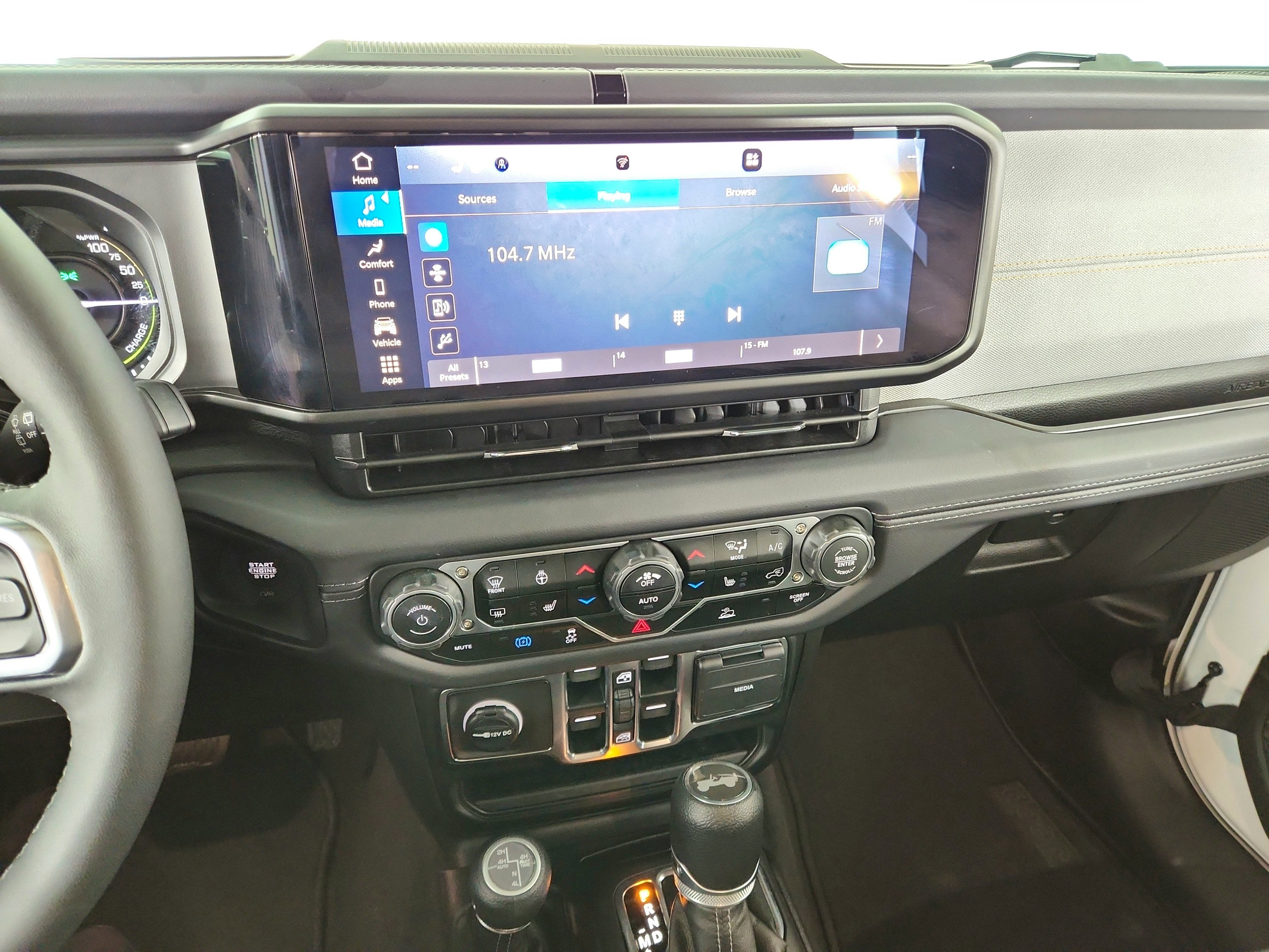 2025 Jeep Wrangler 4xe Sahara