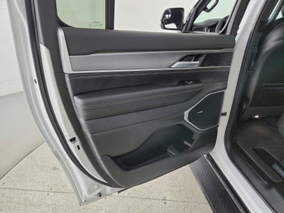 2025 Jeep Wagoneer L Series II 4x4