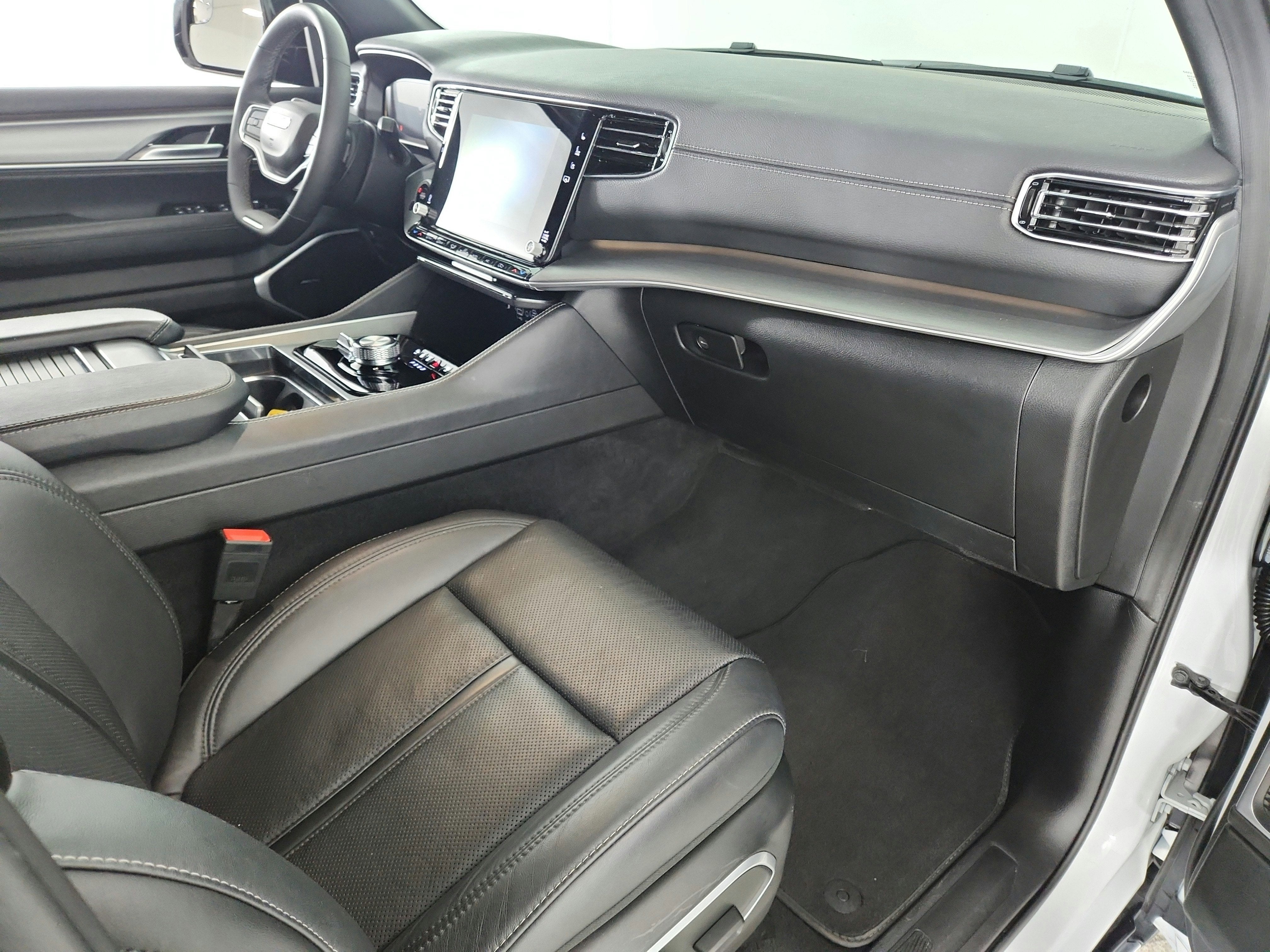 2025 Jeep Wagoneer L Series II 4x4