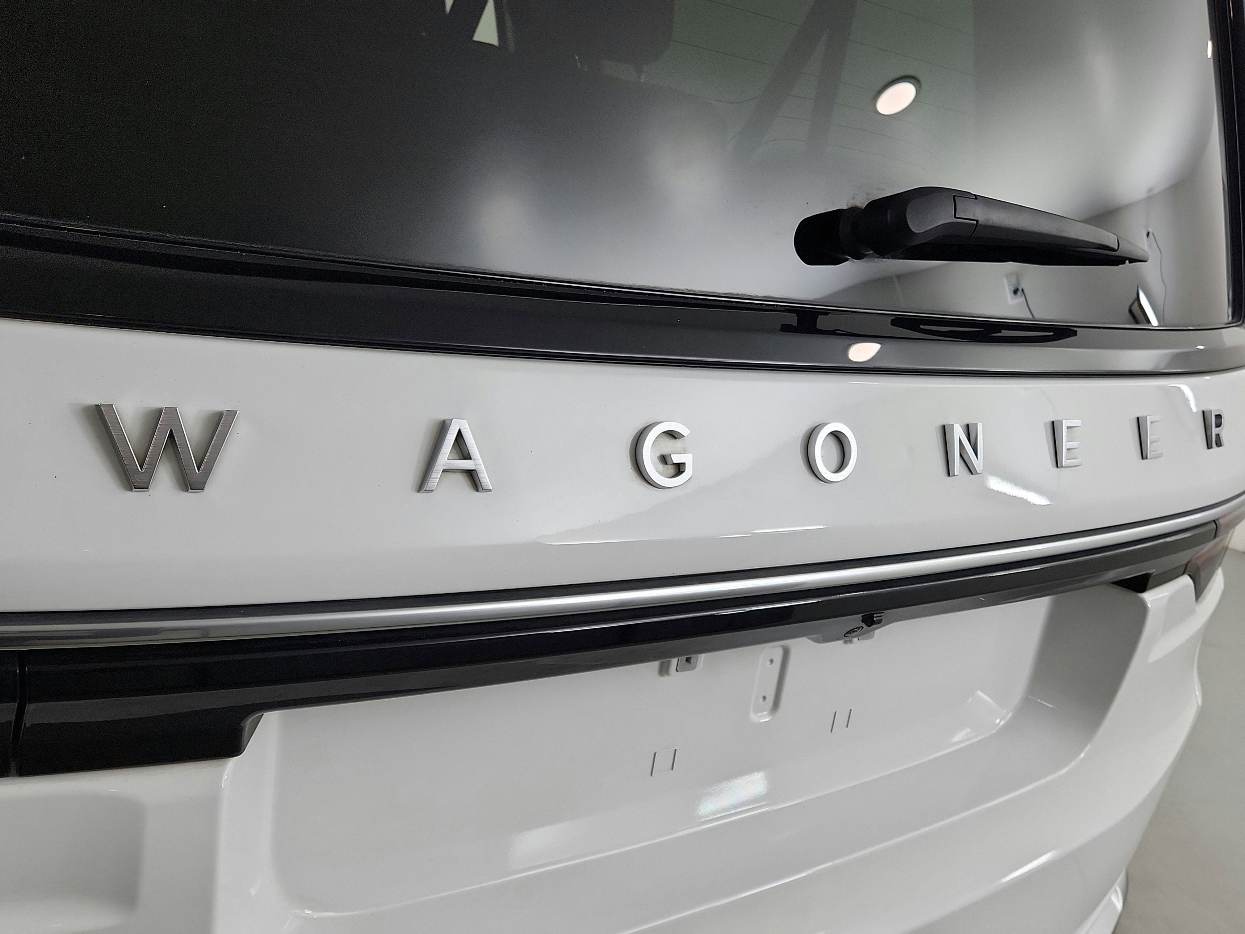 2025 Jeep Wagoneer L Series II 4x4