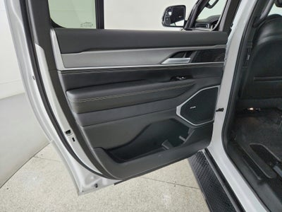 2025 Jeep Wagoneer L Series II 4x4