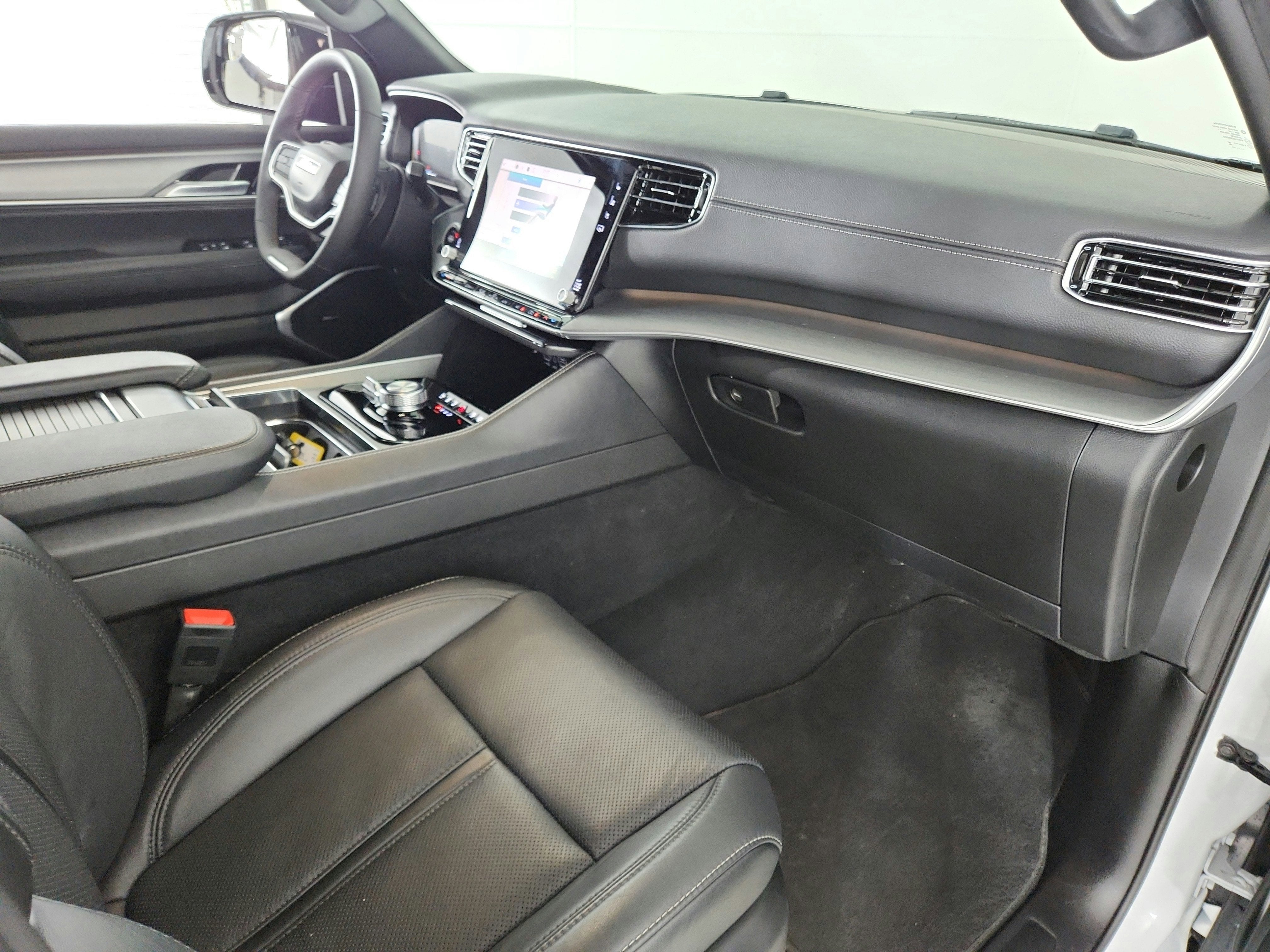 2025 Jeep Wagoneer L Series II 4x4