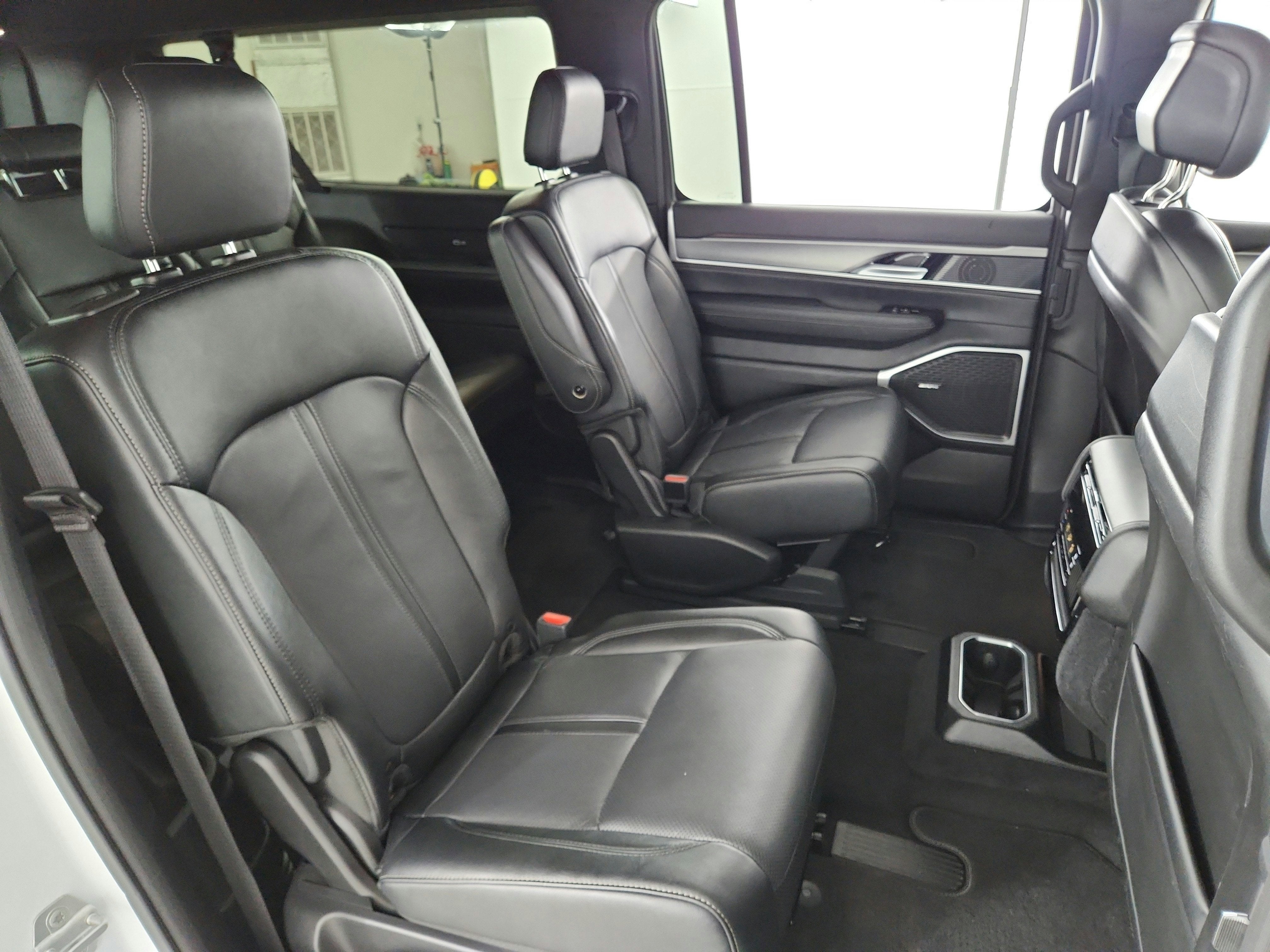 2025 Jeep Wagoneer L Series II 4x4