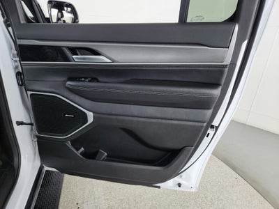 2025 Jeep Wagoneer L Series II 4x4