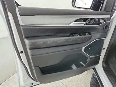 2025 Jeep Wagoneer L Series II 4x4