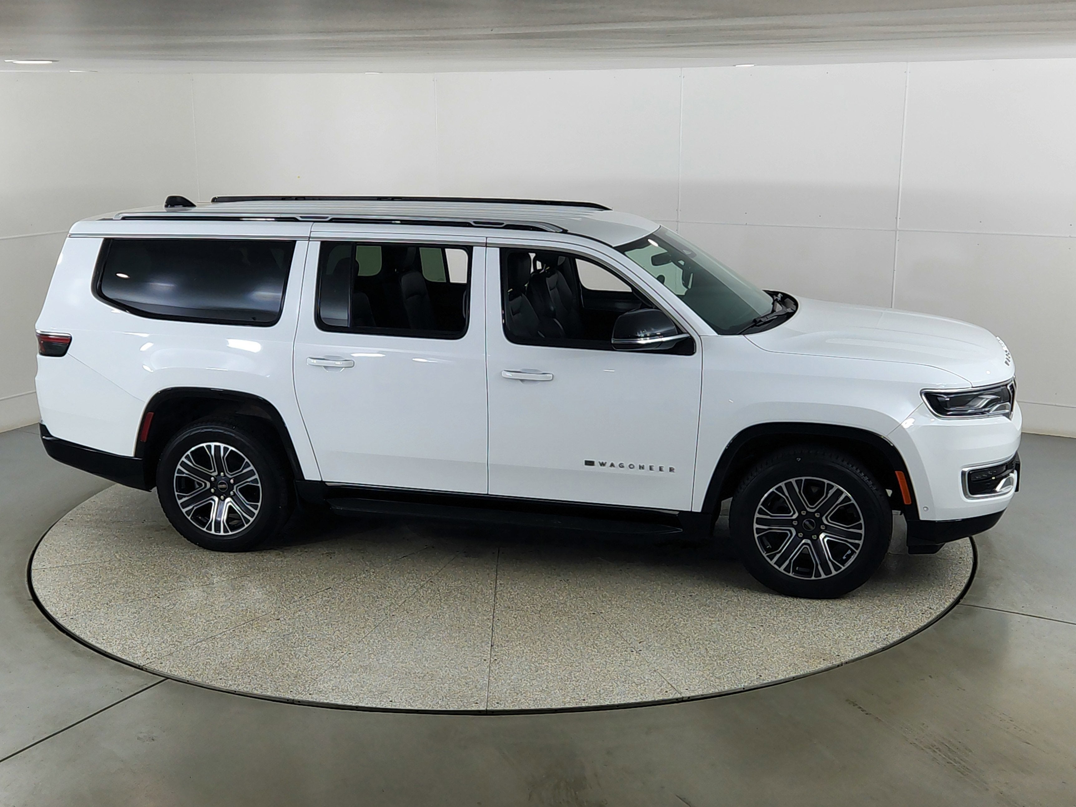 2025 Jeep Wagoneer L Series II 4x4