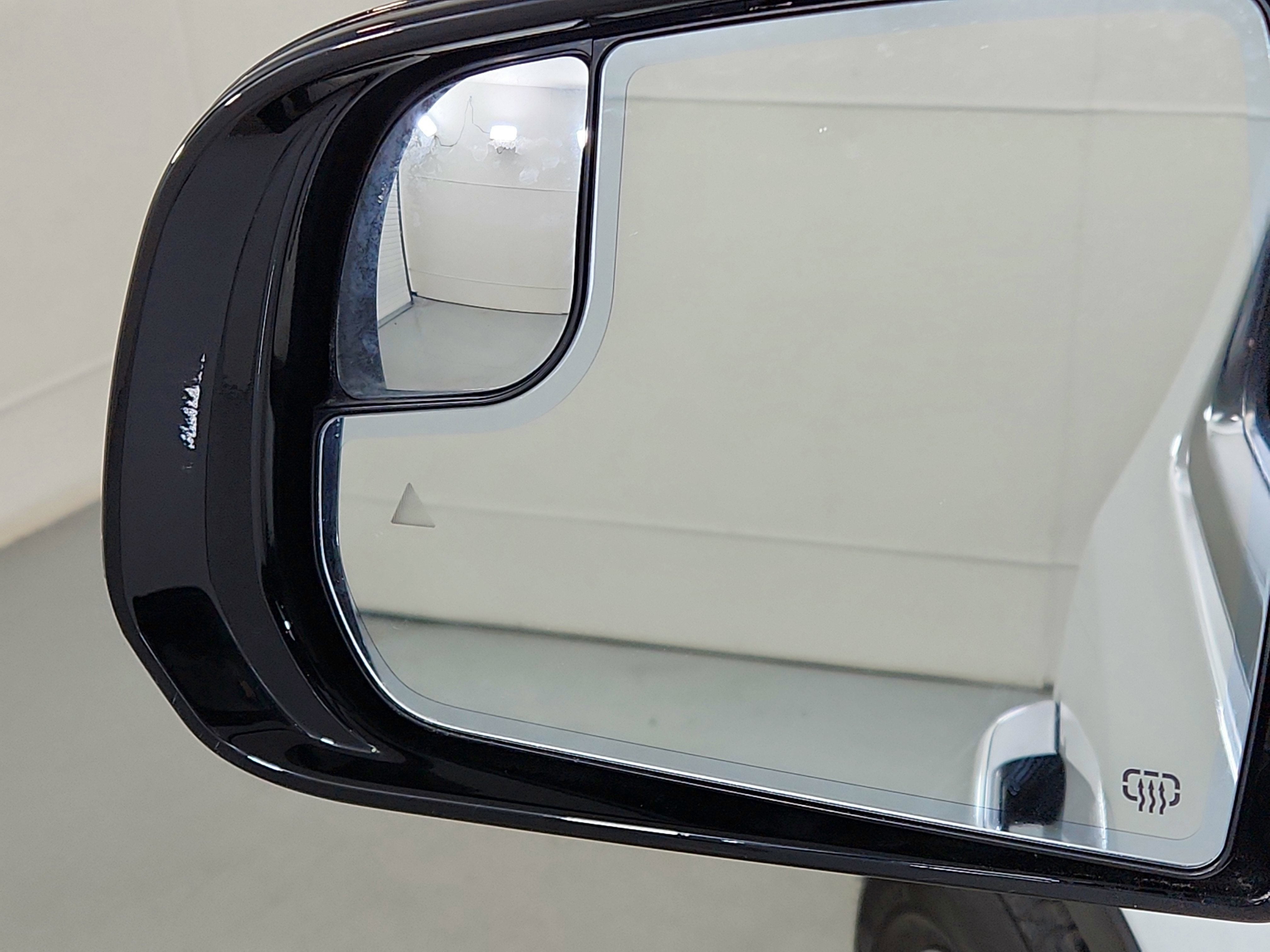 2025 Jeep Wagoneer L Series II 4x4