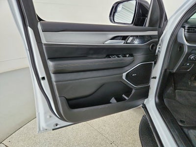 2025 Jeep Wagoneer L Series II 4x4