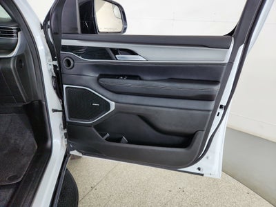 2025 Jeep Wagoneer L Series II 4x4