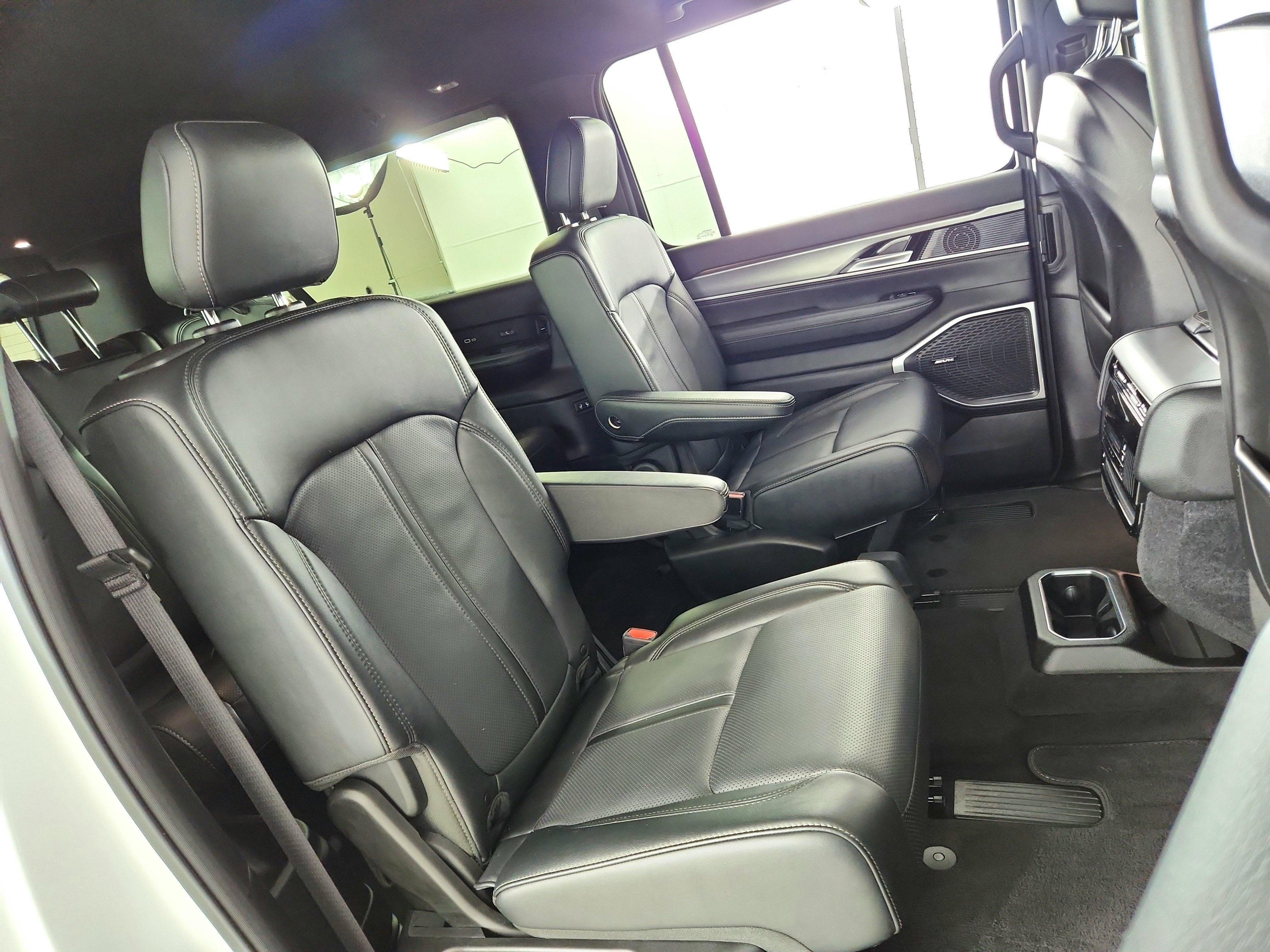 2025 Jeep Wagoneer L Series II 4x4