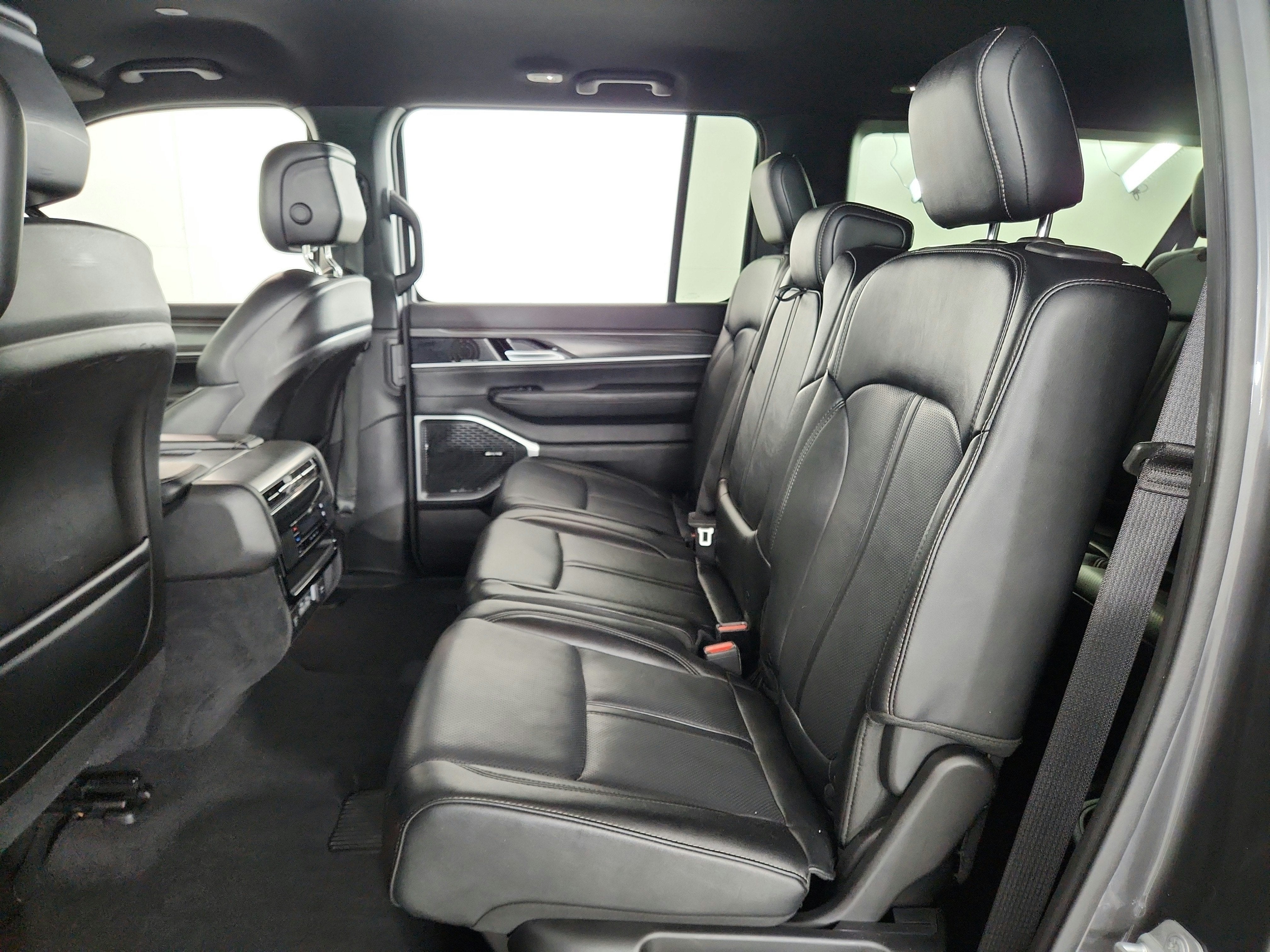 2024 Jeep Wagoneer L Series II 4x4