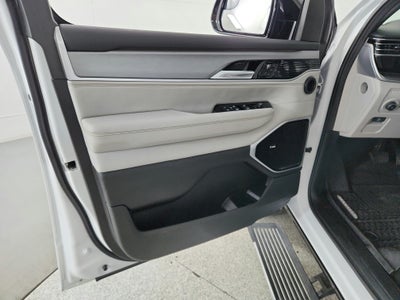 2025 Jeep Wagoneer L Series III 4x4