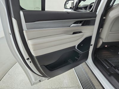 2025 Jeep Wagoneer L Series III 4x4