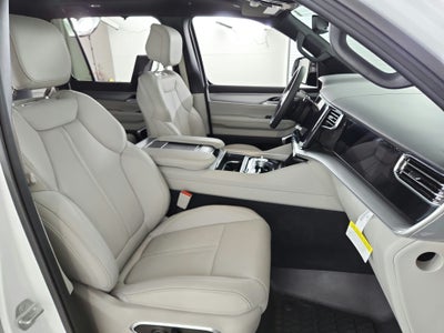 2025 Jeep Wagoneer L Series III 4x4