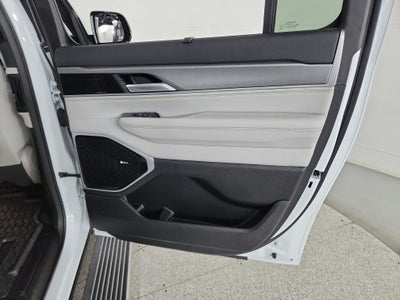 2025 Jeep Wagoneer L Series III 4x4