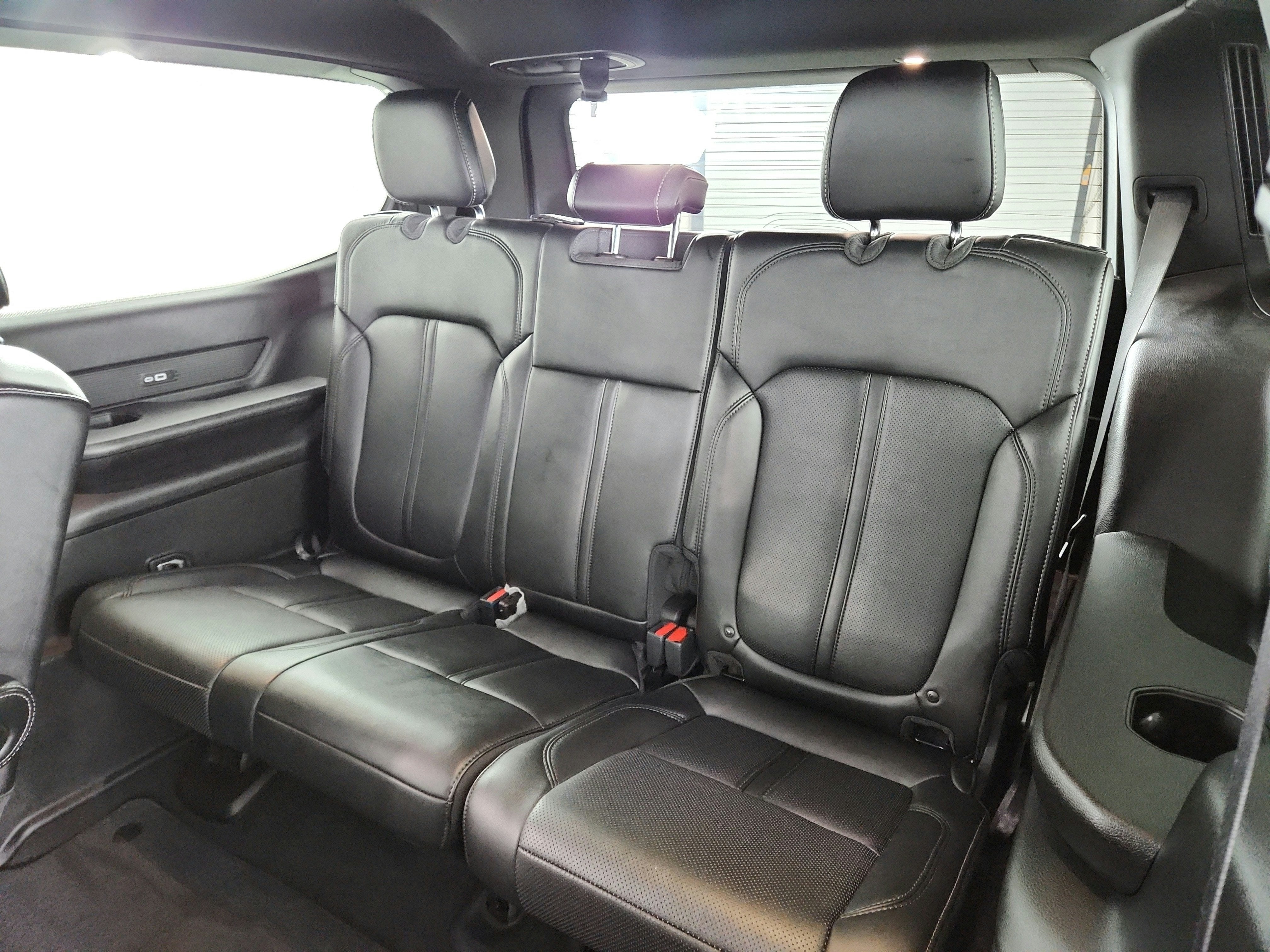 2024 Jeep Wagoneer Series II Carbide 4x4