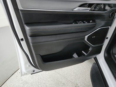 2024 Jeep Wagoneer Series II Carbide 4x4