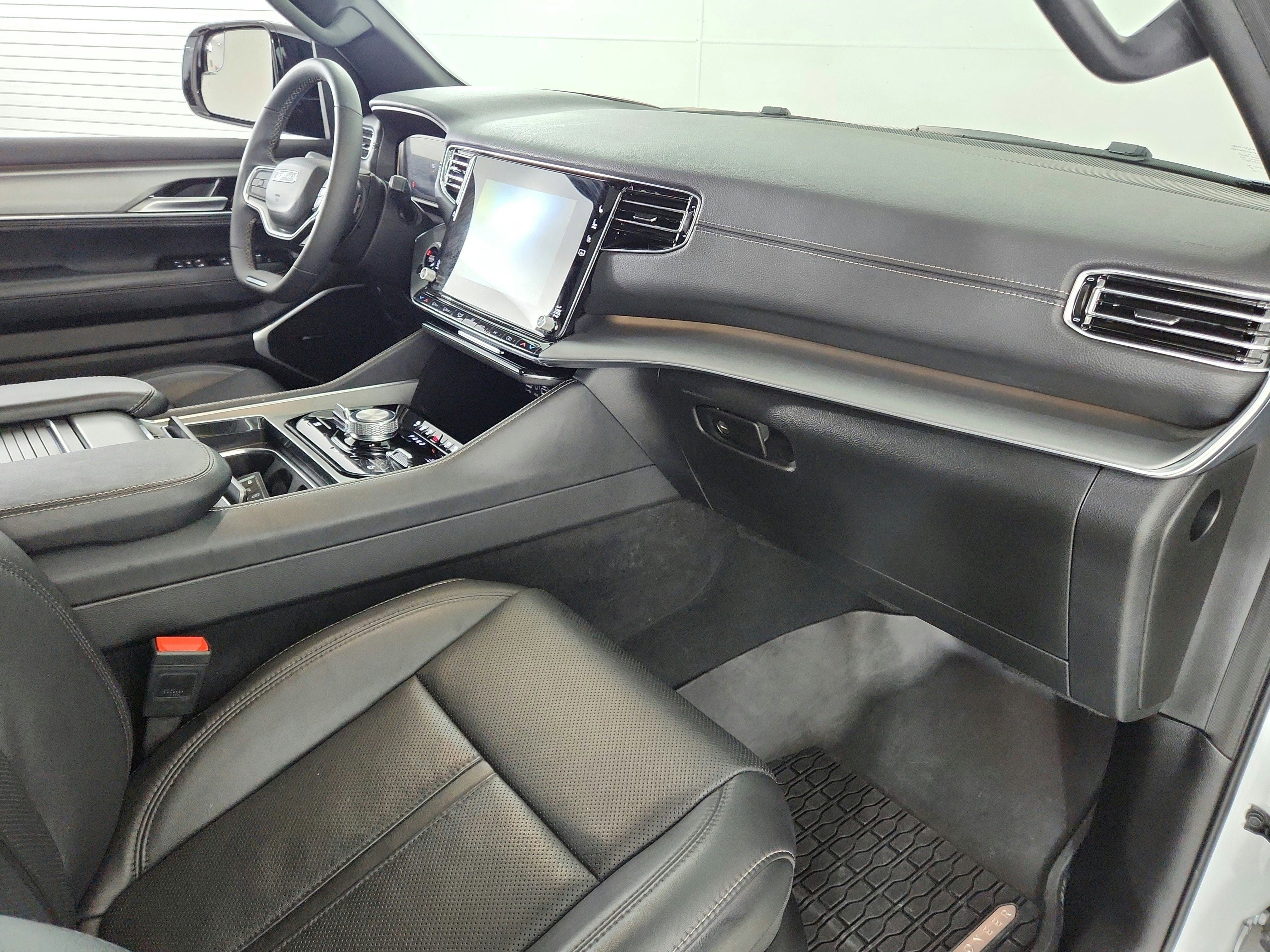 2024 Jeep Wagoneer Series II Carbide 4x4