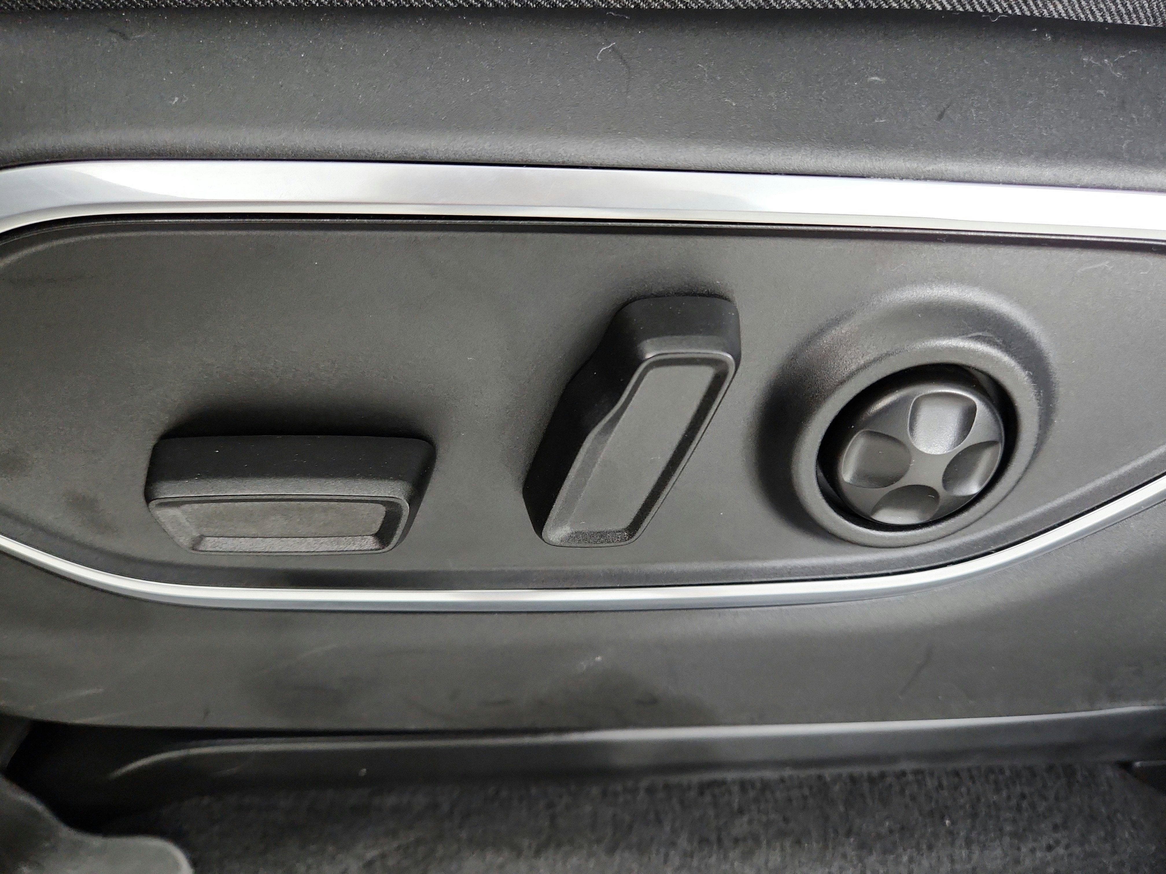 2024 Jeep Wagoneer Series II Carbide 4x4