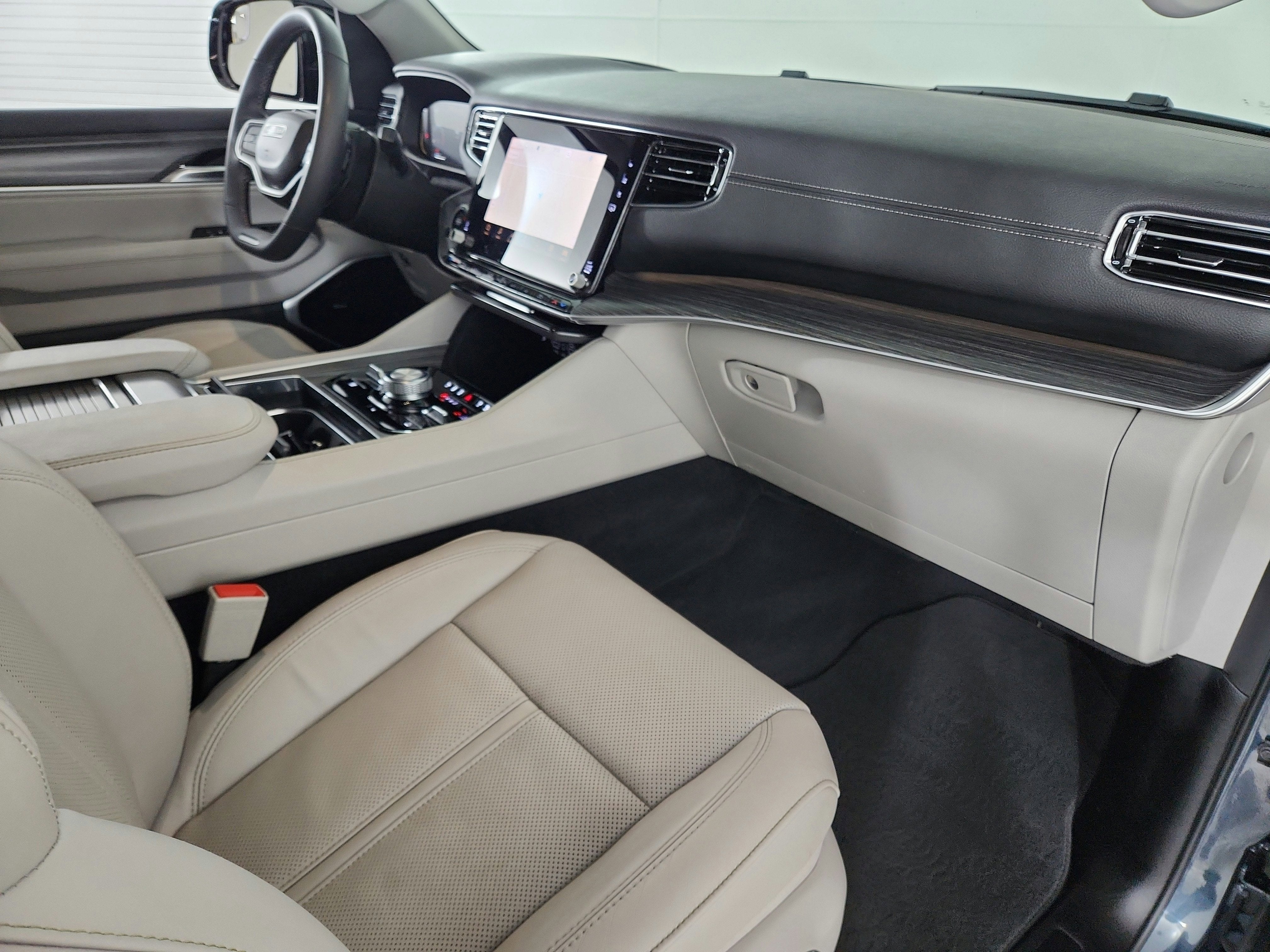 2023 Jeep Wagoneer Series III 4x4