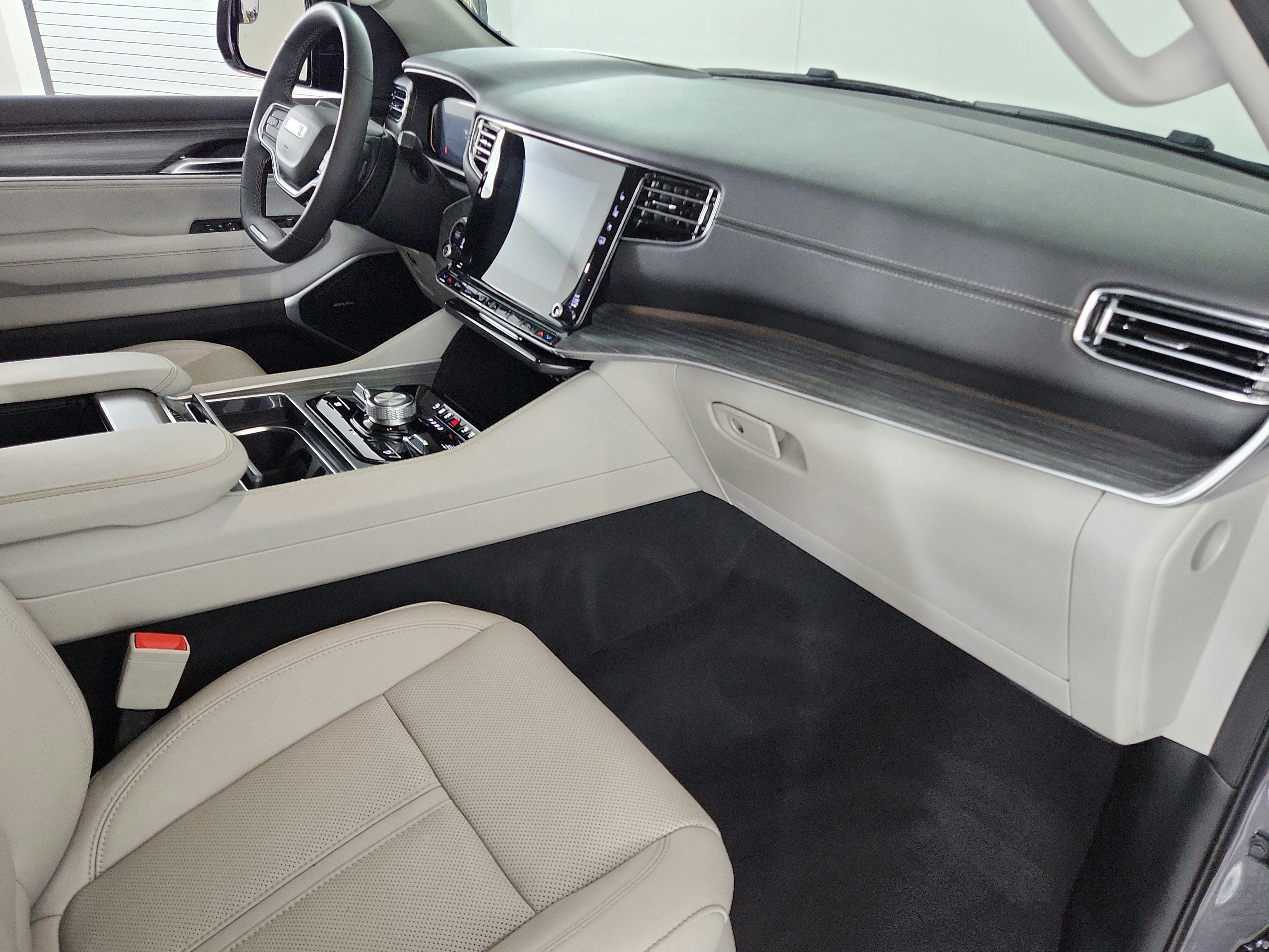 2023 Jeep Wagoneer Series III 4x4