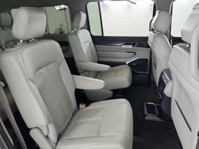 2023 Jeep Wagoneer Series III 4x4