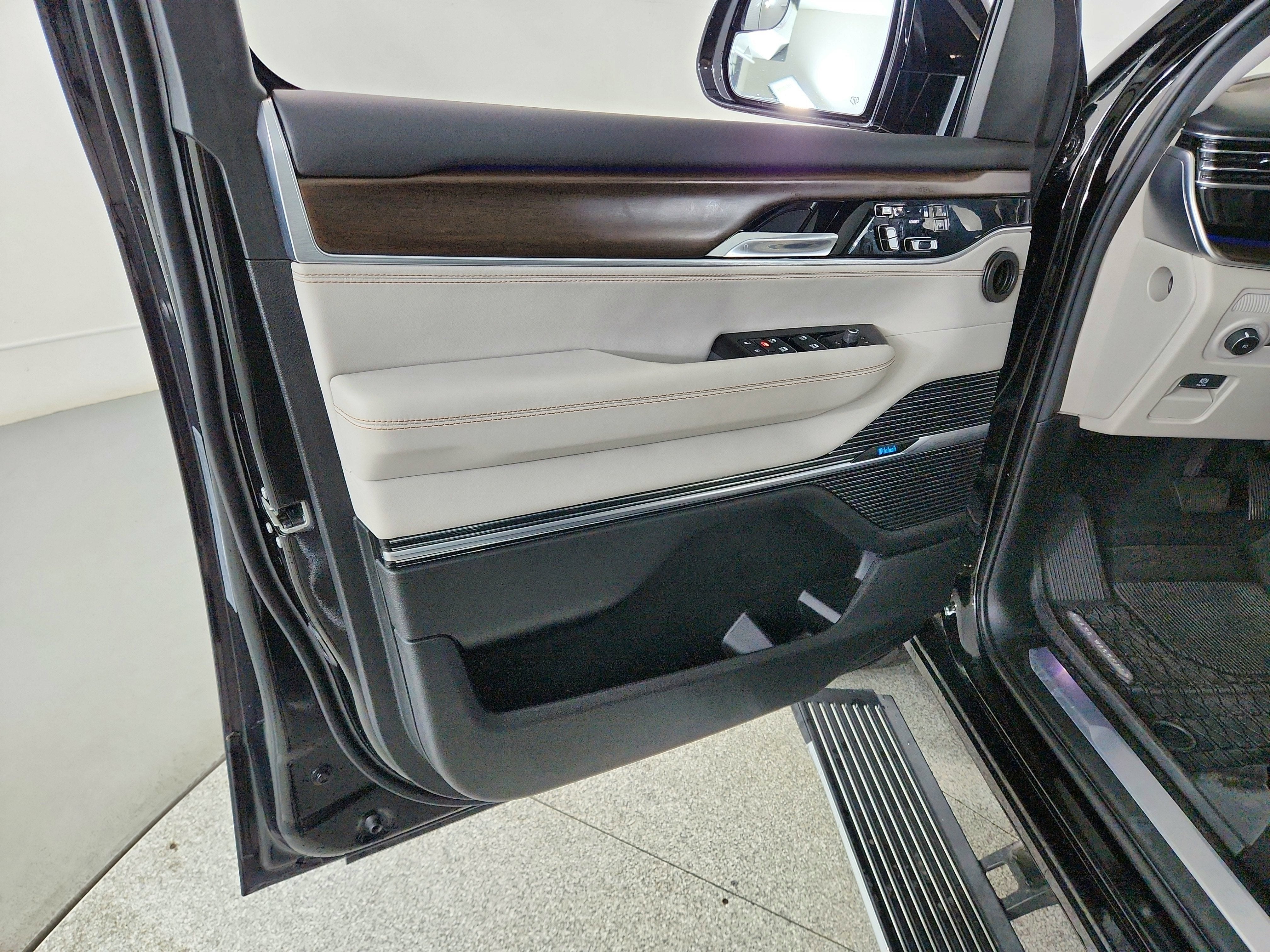 2022 Jeep Grand Wagoneer Series I 4x4