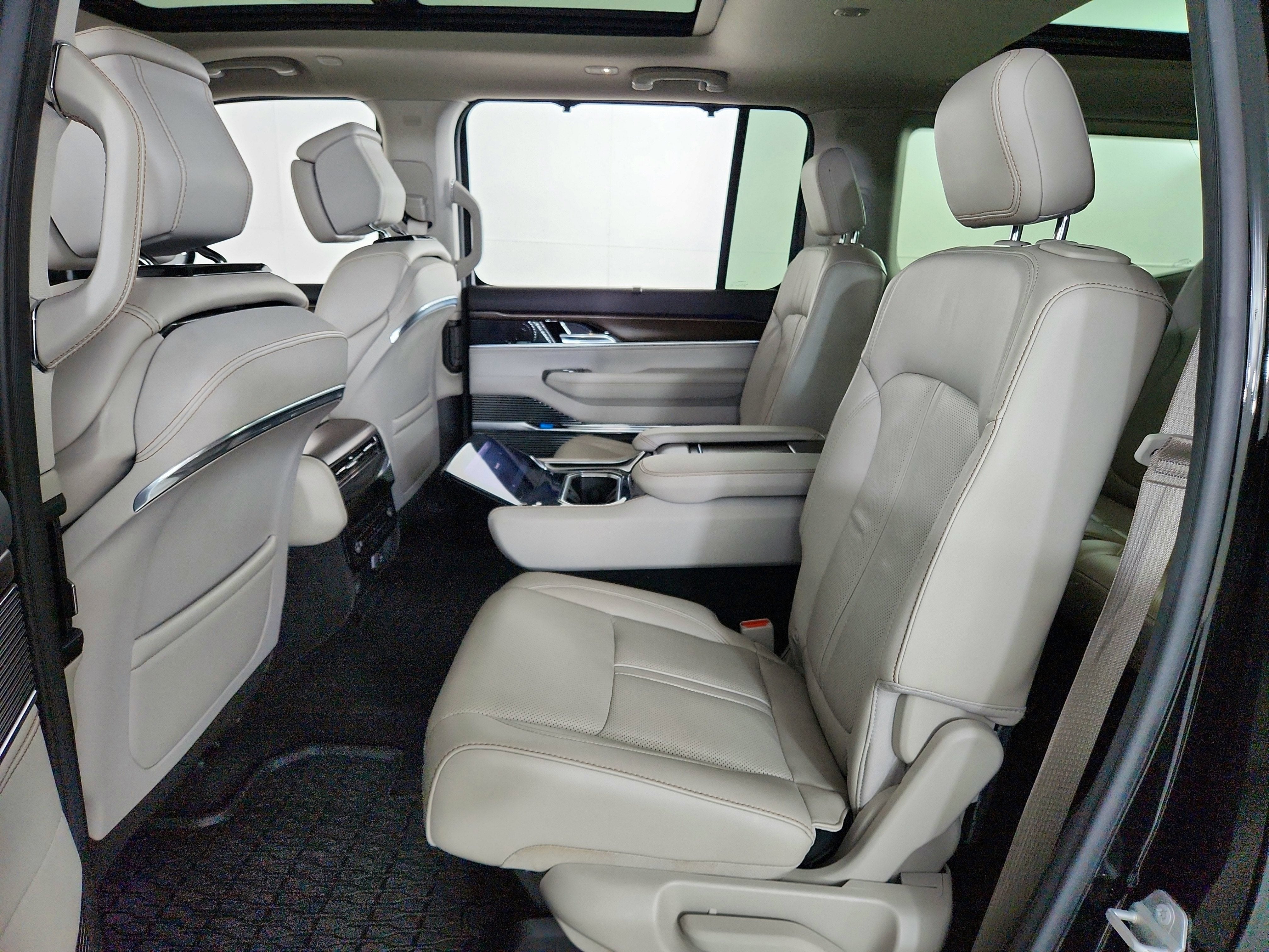 2022 Jeep Grand Wagoneer Series I 4x4