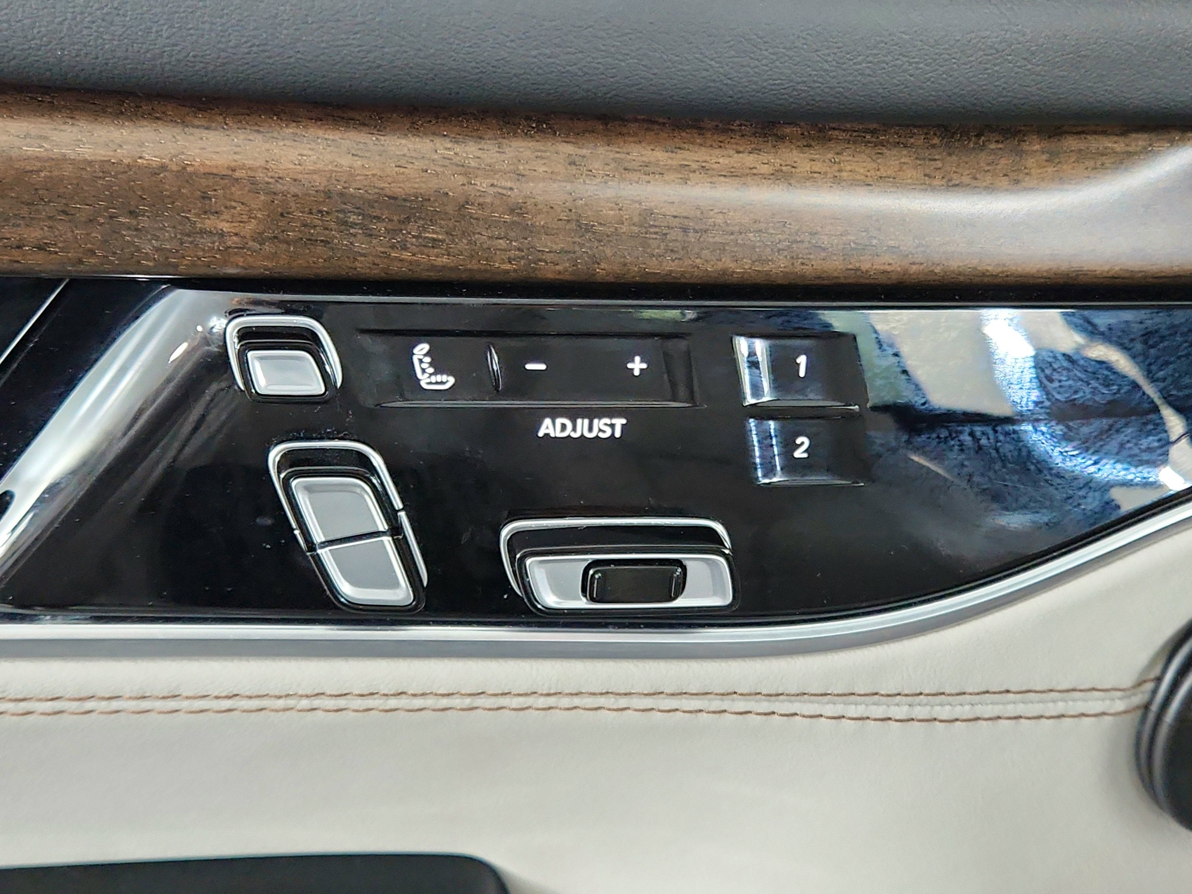 2022 Jeep Grand Wagoneer Series I 4x4